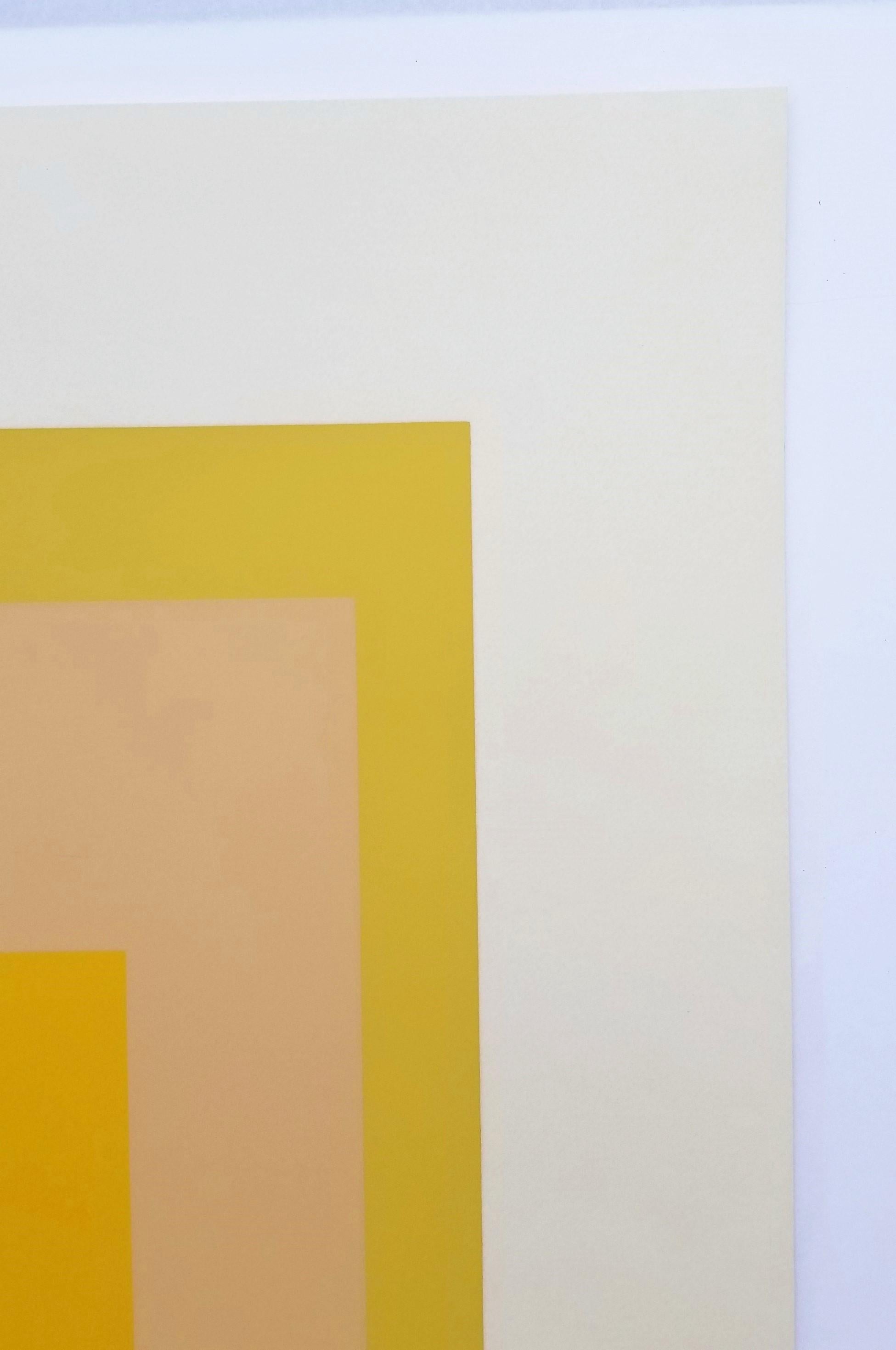 Arrivé /// Bauhaus Abstract Geometric Josef Albers Sérigraphie jaune minimaliste en vente 5