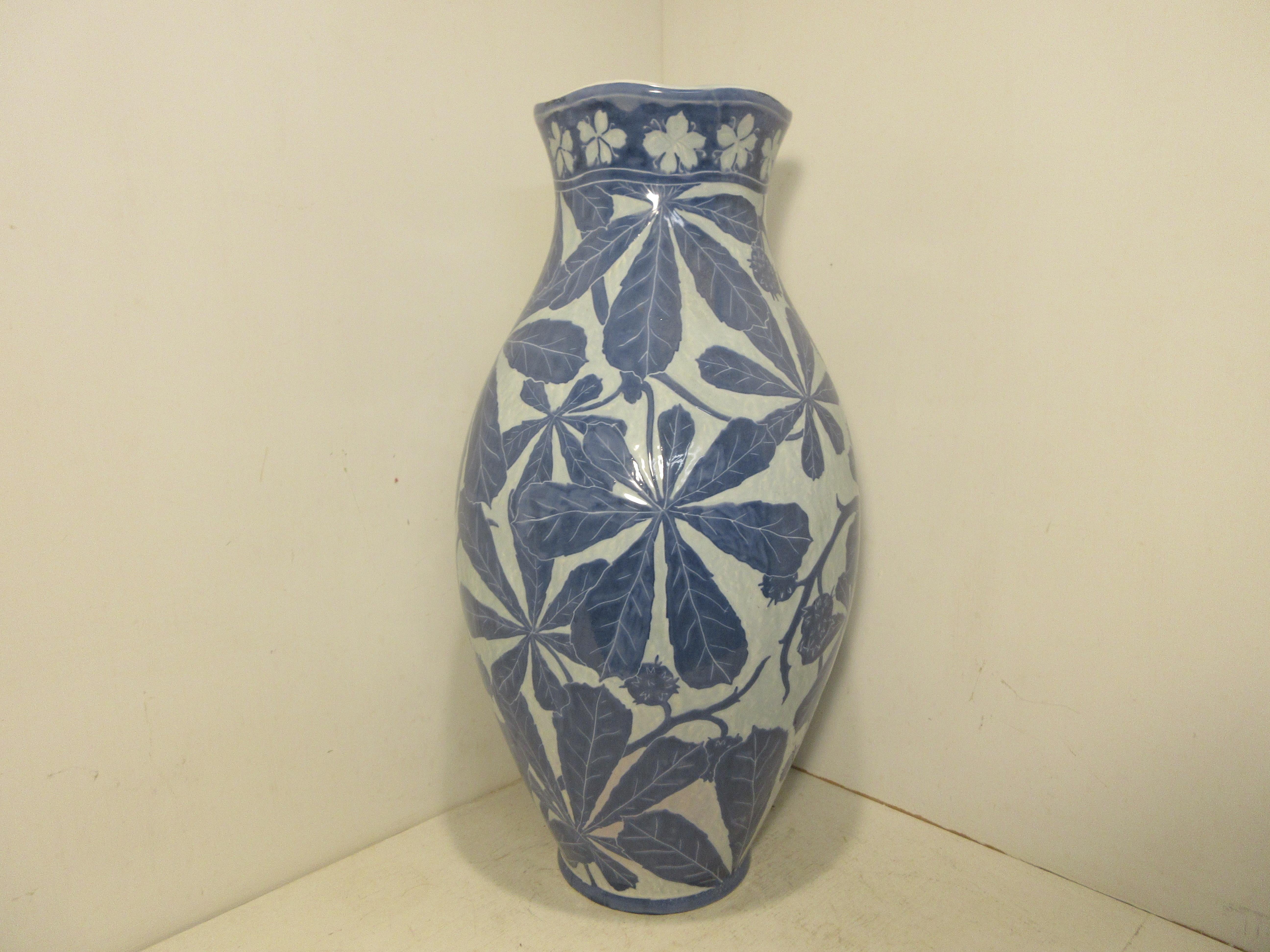 Josef Ekberg Keramik-Vase (Schwedisch) im Angebot