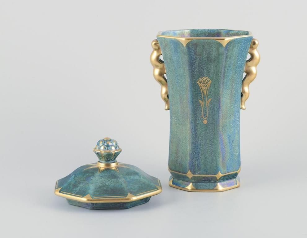 Josef Ekberg para Gustavsberg. Gran jarrón octogonal con tapa. 1940s Art Decó en venta