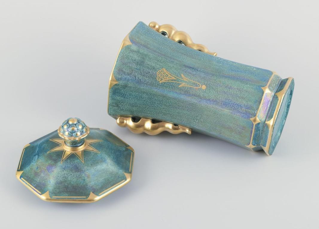 Josef Ekberg para Gustavsberg. Gran jarrón octogonal con tapa. 1940s en Excelente estado para la venta en Copenhagen, DK