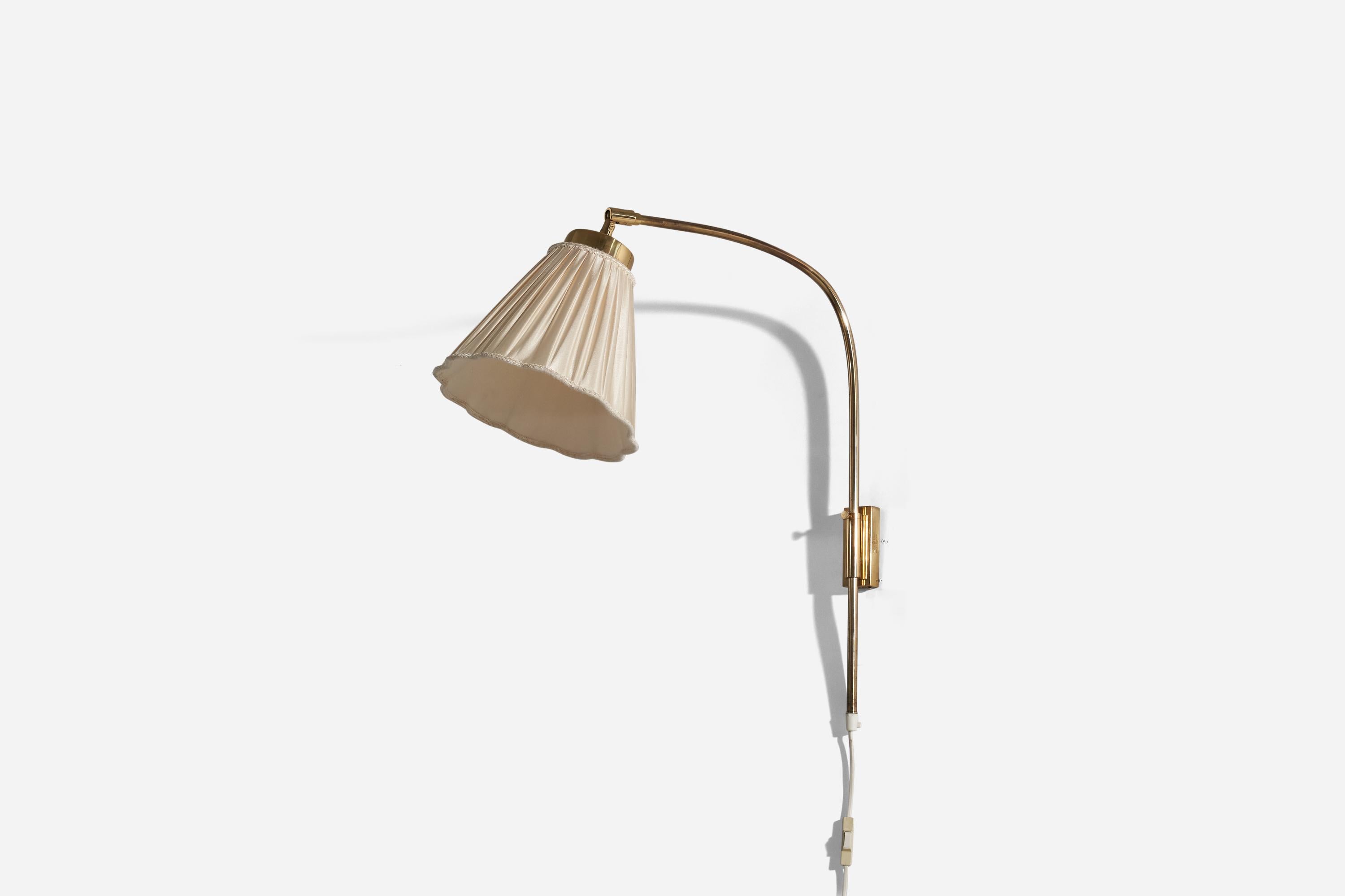 Mid-Century Modern Josef Frank, Adjustable Wall Light, Brass, Fabric, Sweden, 1950s For Sale