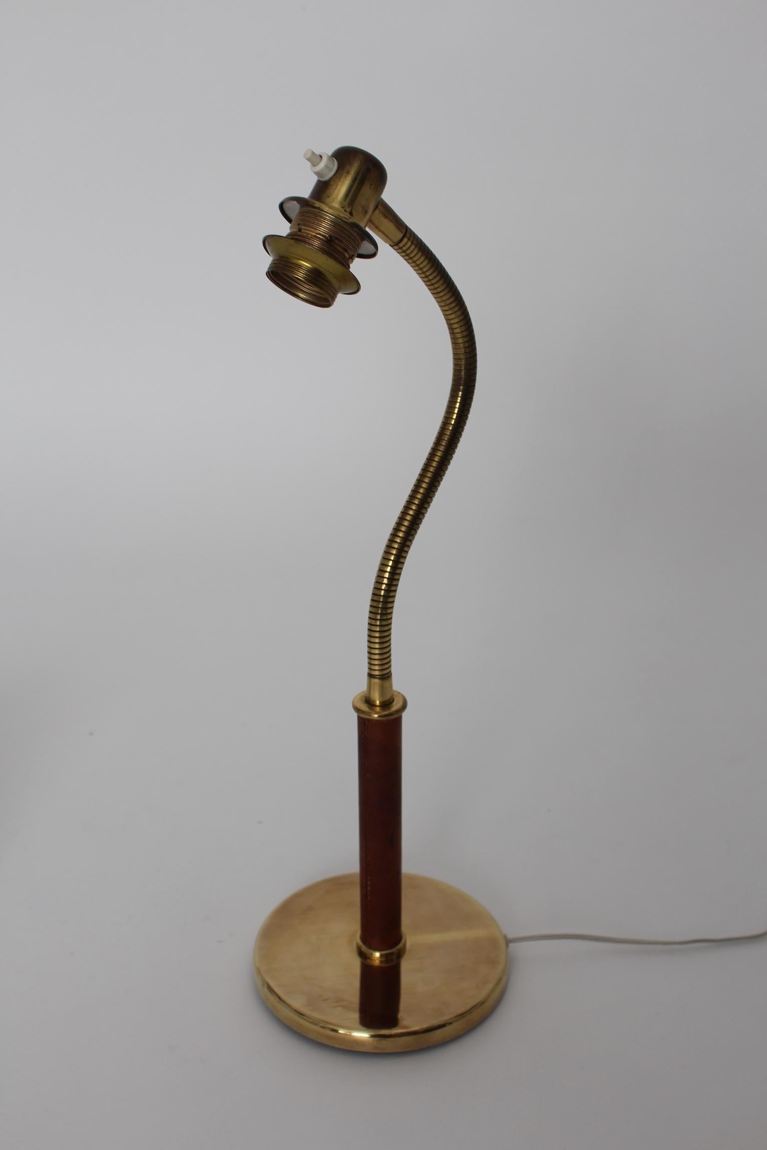Josef Frank Art Deco Vintage Brass Table Lamp for J. T. Kalmar Vienna circa 1934 For Sale 5
