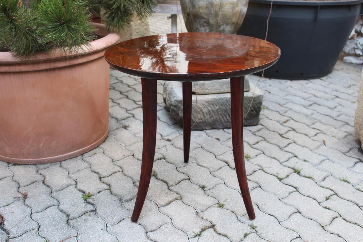 Josef Frank Art Deco Era Round Walnut Side Table for Haus & Garten c 1926 Vienna For Sale 3