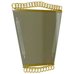 Josef Frank Attr. Espejo de pared de lazo de latón de mediados de siglo, Austria, años 50