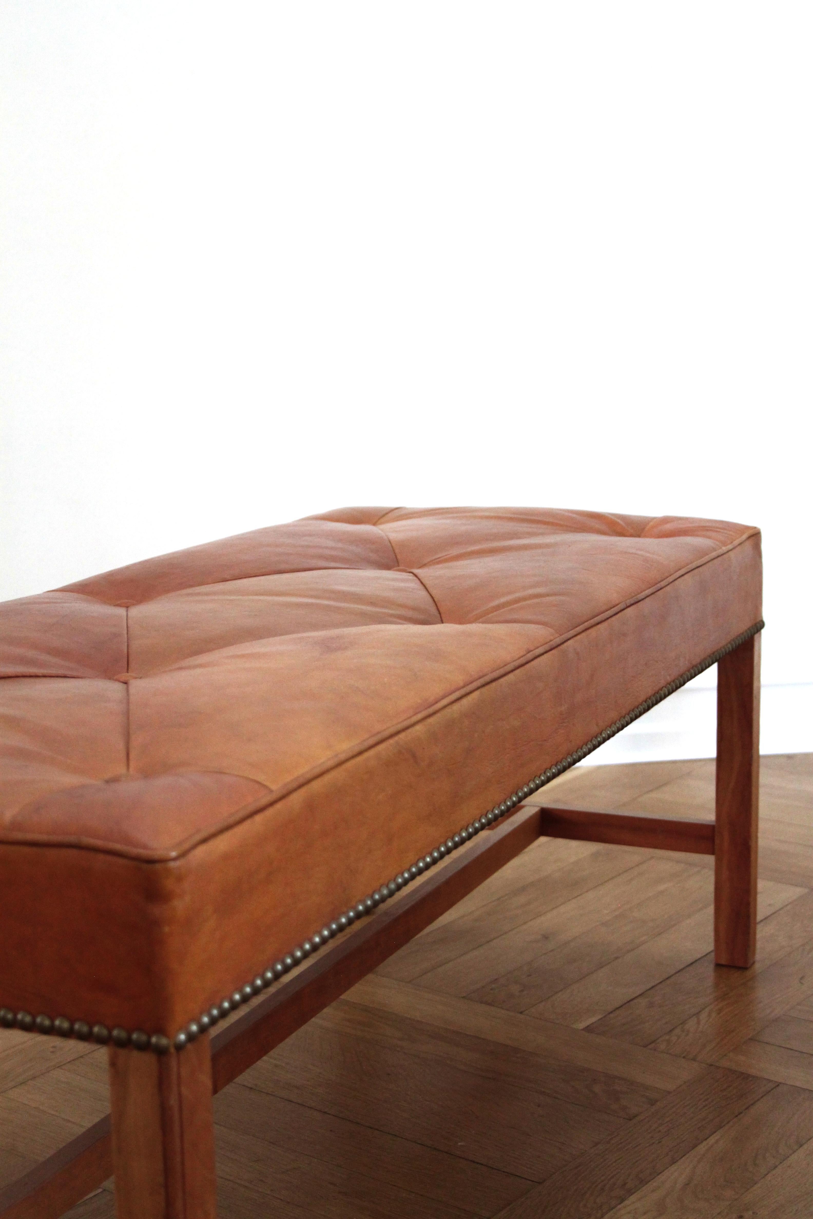Josef Frank Bench in Mahogany and Niger Leather, Sweden 1950s In Good Condition In Copenhagen, DK
