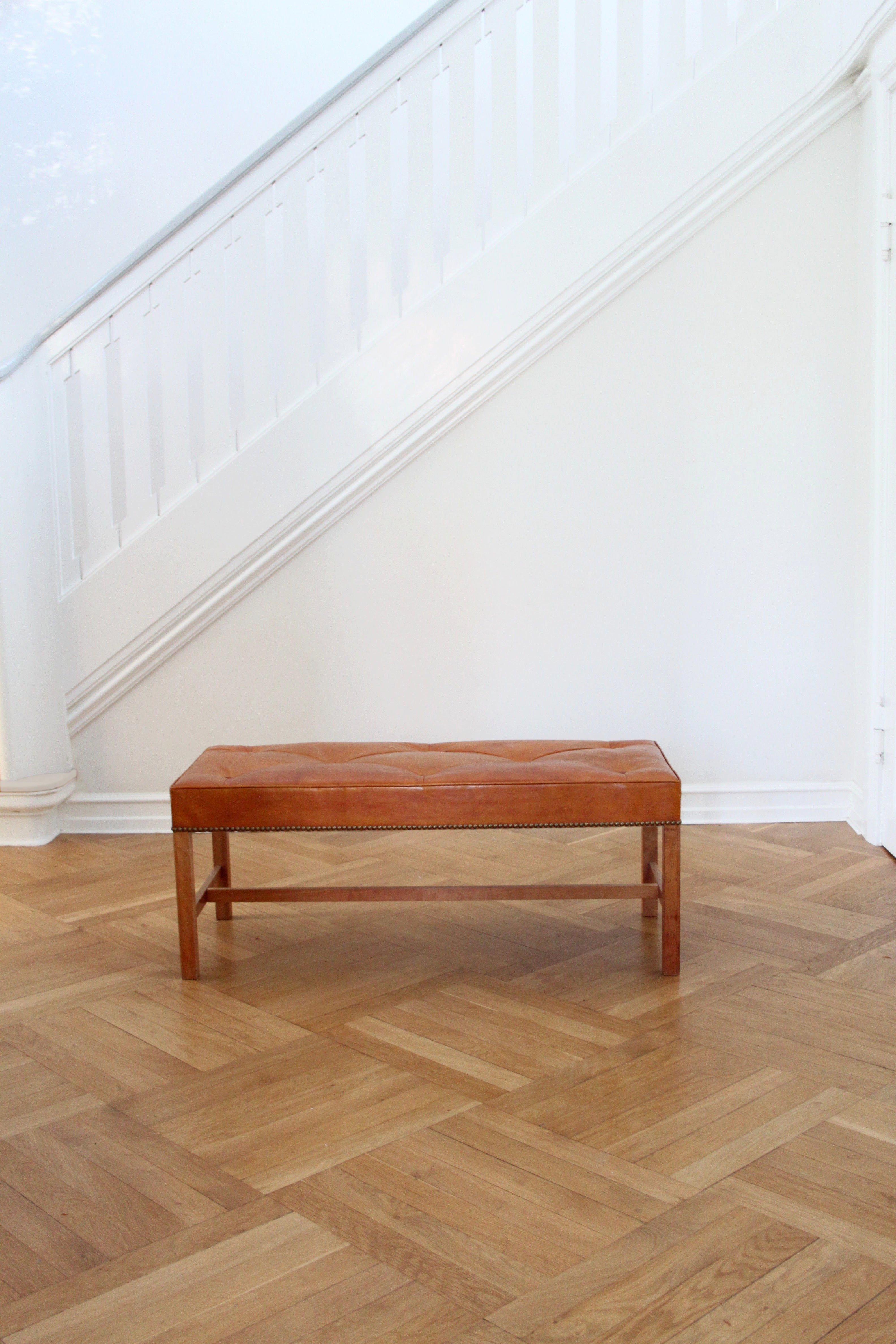 20th Century Josef Frank Bench in Mahogany and Niger Leather, Sweden 1950s