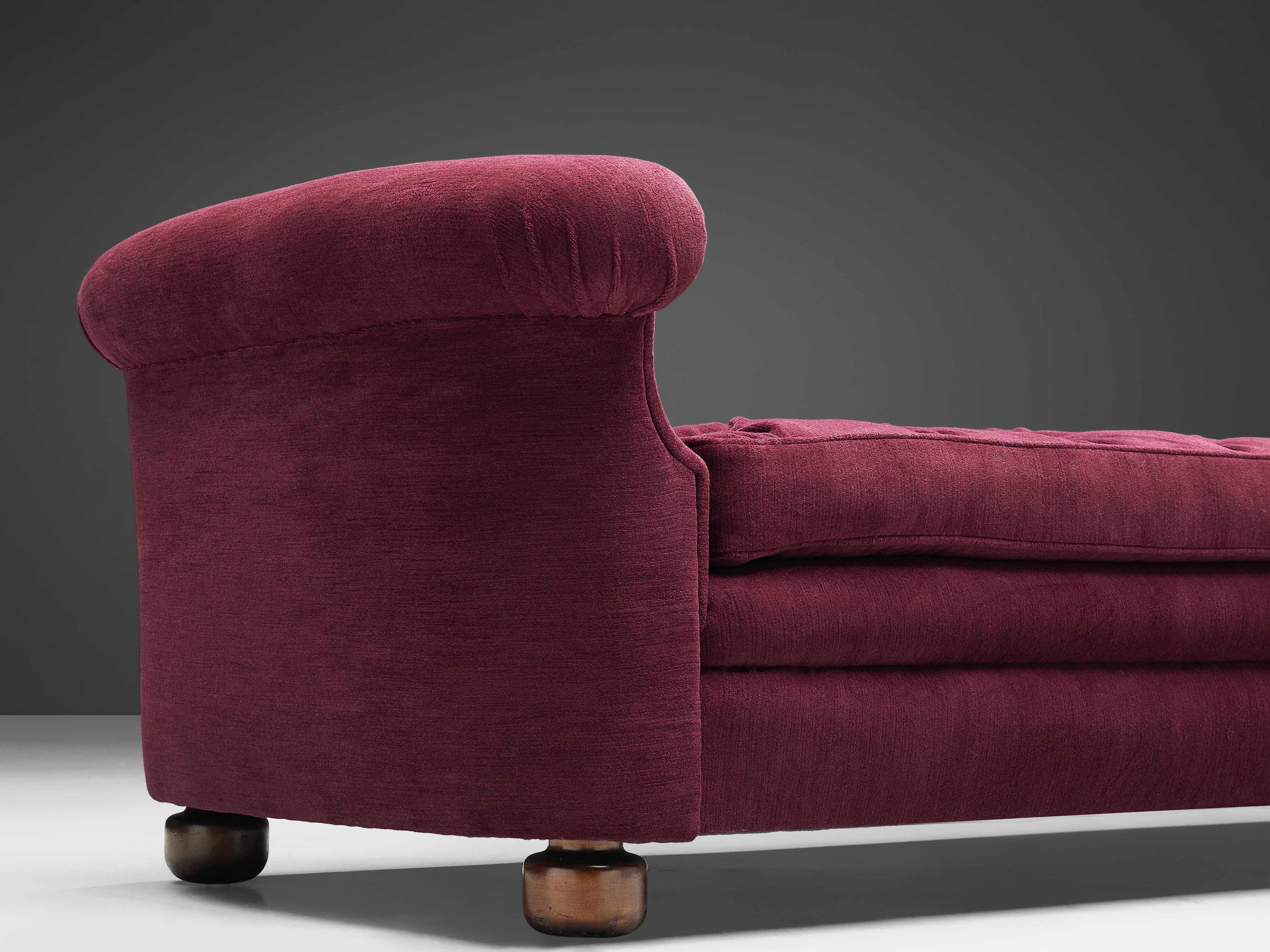Mid-20th Century Josef Frank Chaise Longue '775' Reupholstered in Burgundy Fabric