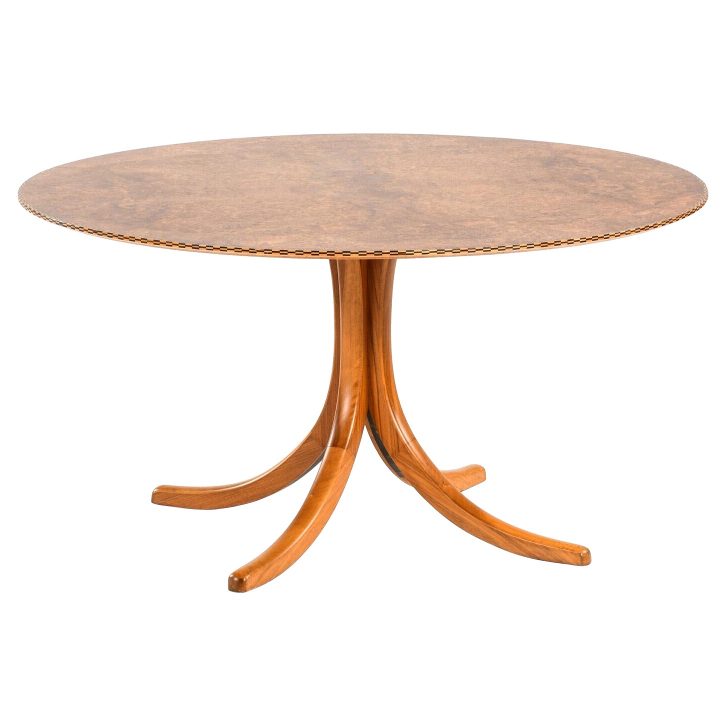Mesa de comedor Josef Frank Modelo 1020 Fabricada por Svenskt Tenn en Suecia