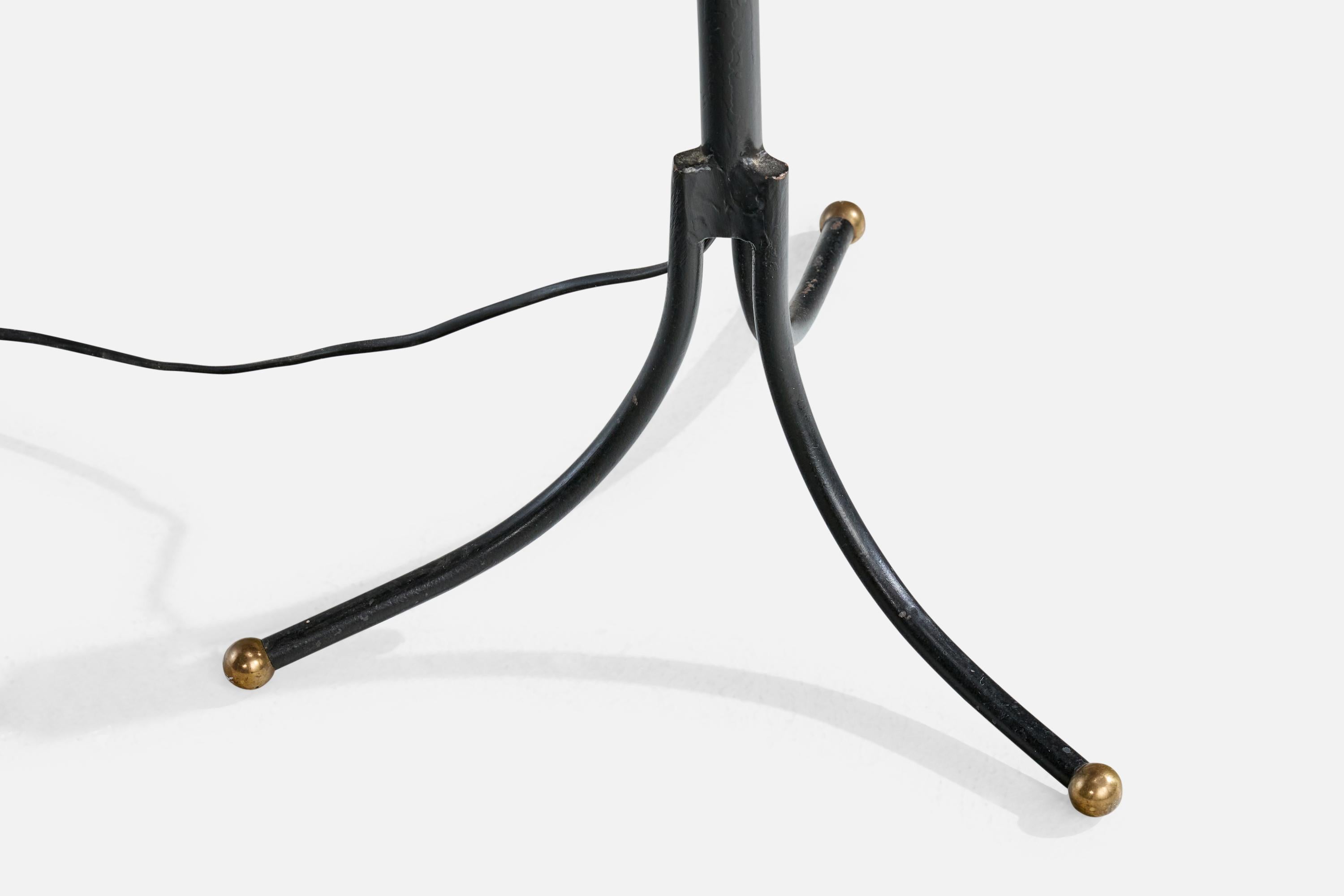 Josef Frank, Floor Lamp, Brass, Fabric, Sweden, 1940s For Sale 4
