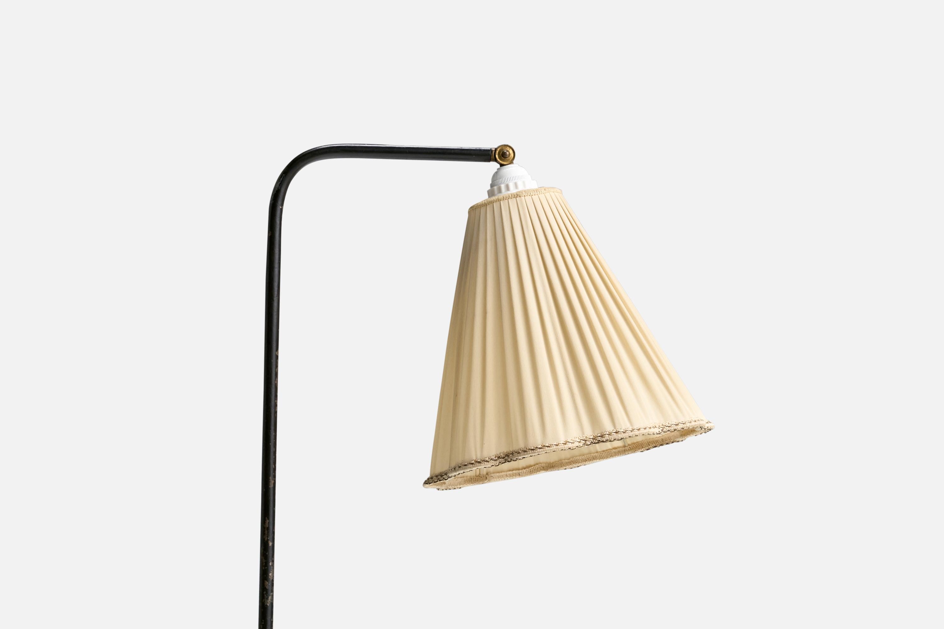 Mid-Century Modern Josef Frank, lampadaire, laiton, métal, tissu, Suède, années 1950 en vente