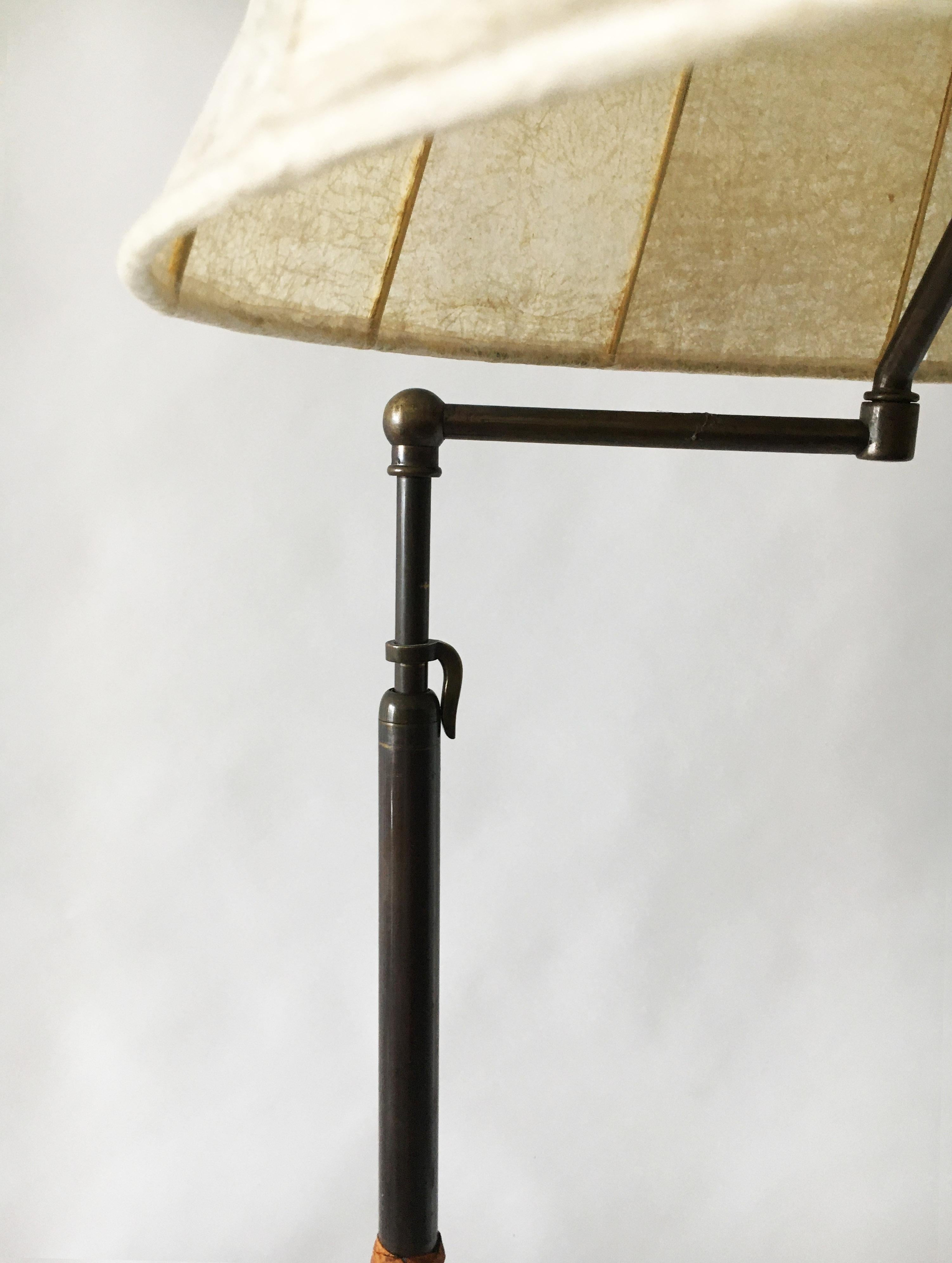 Josef Frank Floor Lamp Model 'Neolift' J.T. Kalmar, Austria, 1930s For Sale 1