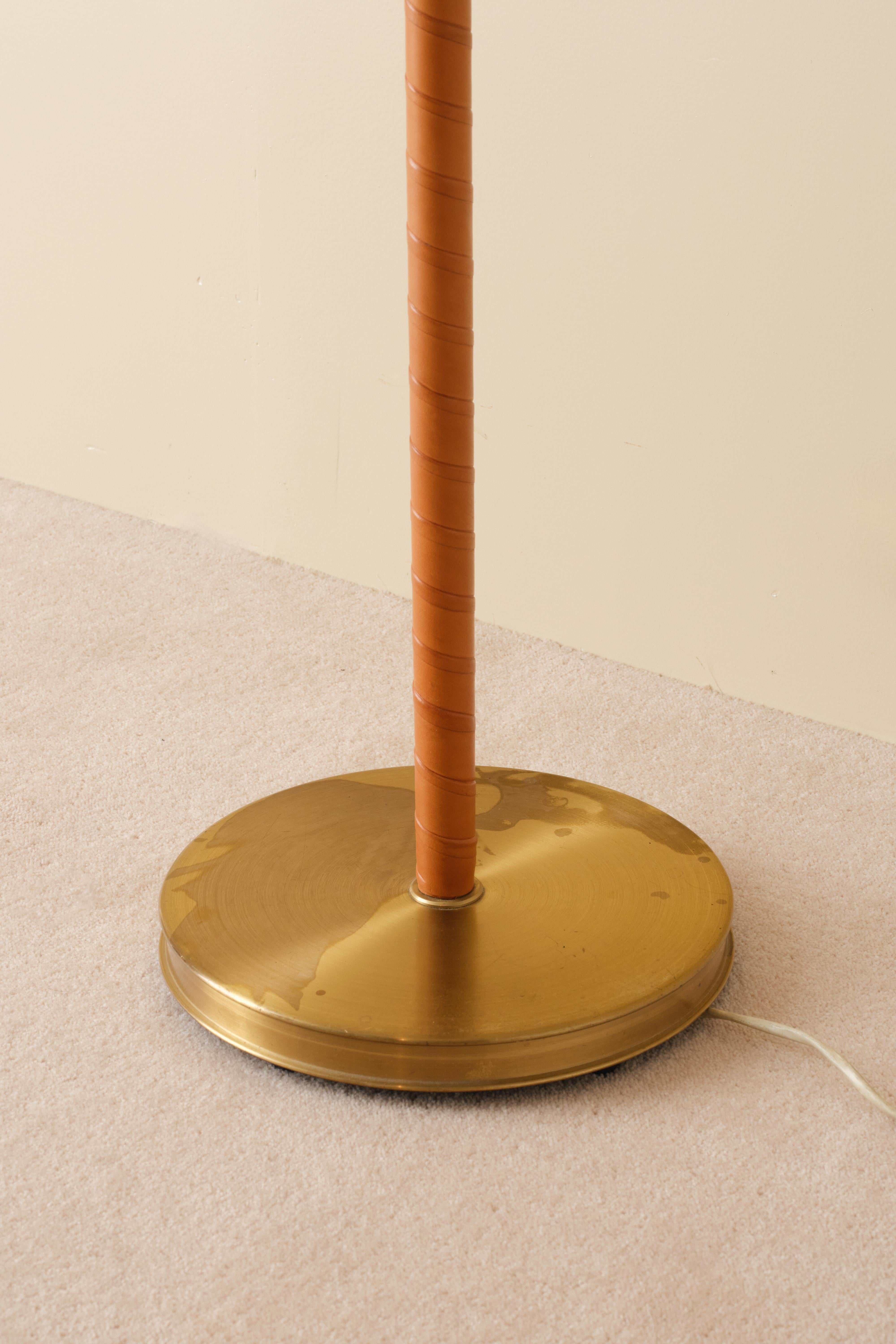 Lampadaire Josef Frank, Suède Bon état - En vente à Stockholm, SE