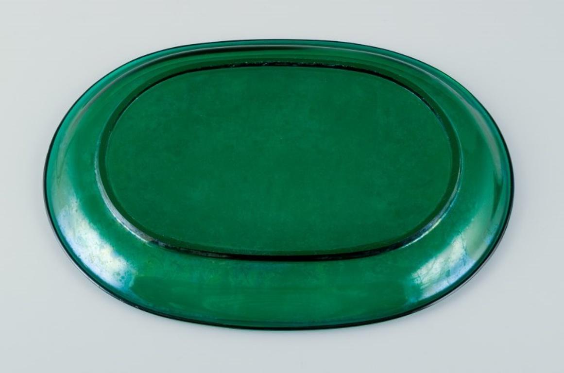 Josef Frank for Reijmyre, Sweden. Two lobster plates in green art glass. In Good Condition For Sale In Copenhagen, DK