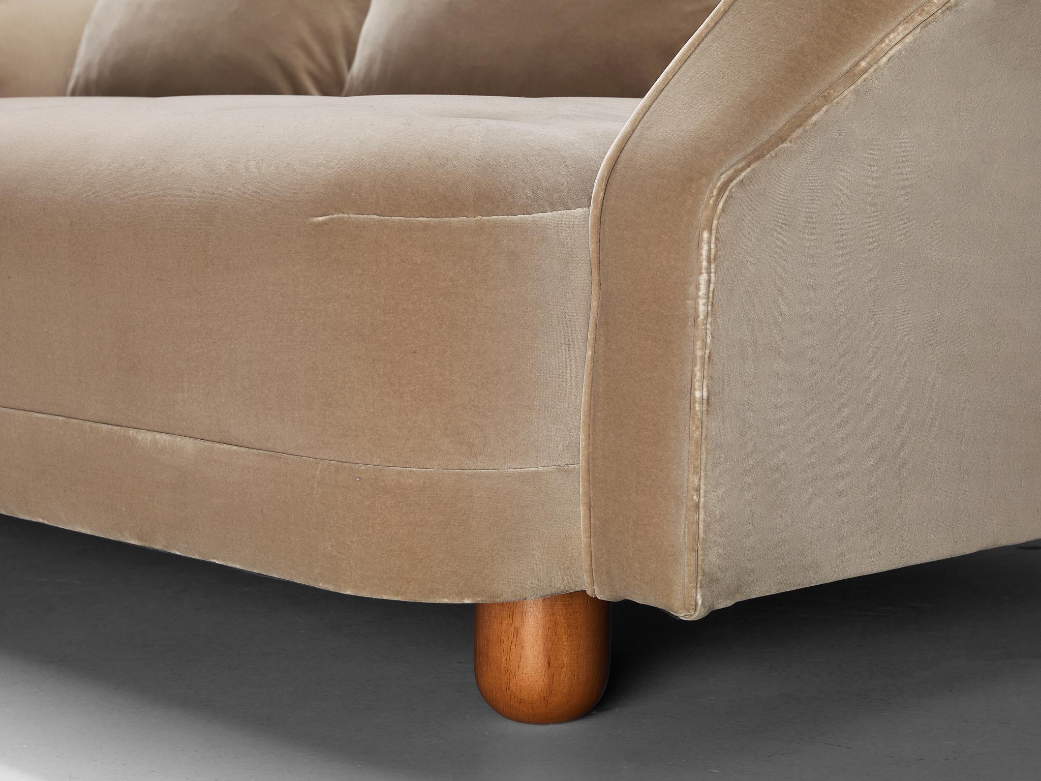 Josef Frank for Svenskt Tenn 'Liljevalchs' Sofa 1