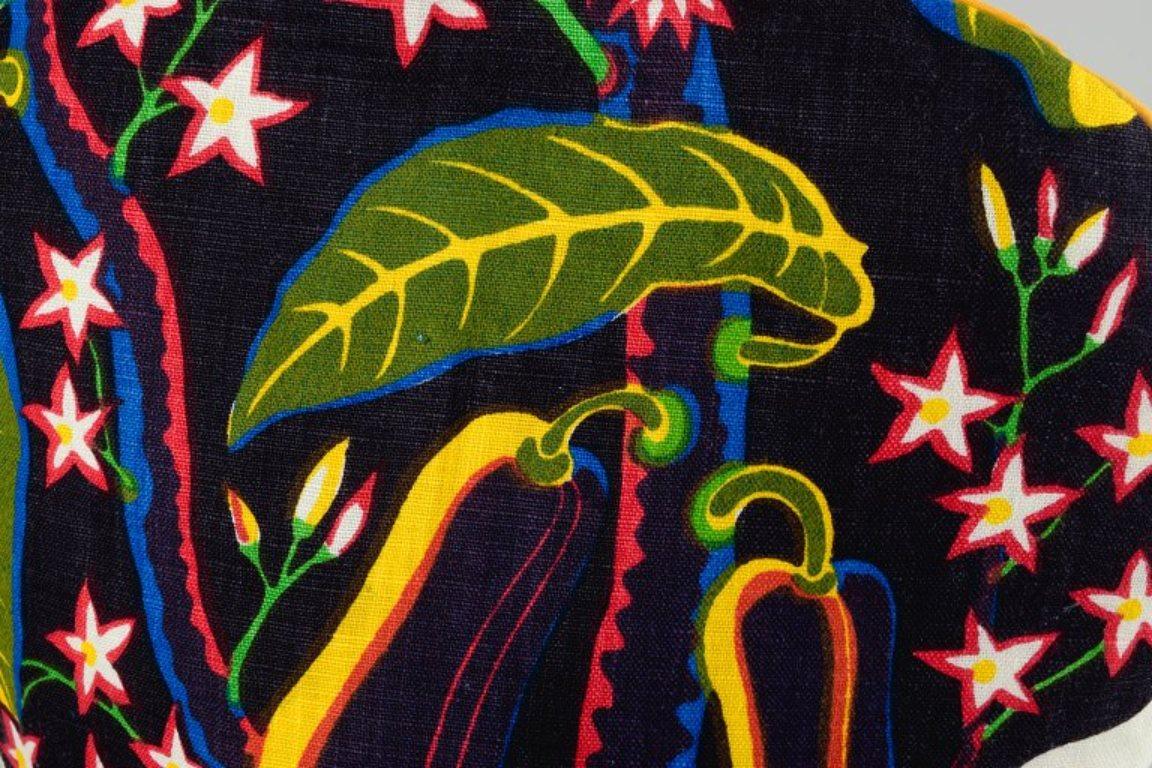 Josef Frank for Svenskt Tenn, Tea Cosy with Motif of Cocoa Beans and Camellia In Excellent Condition For Sale In Copenhagen, DK