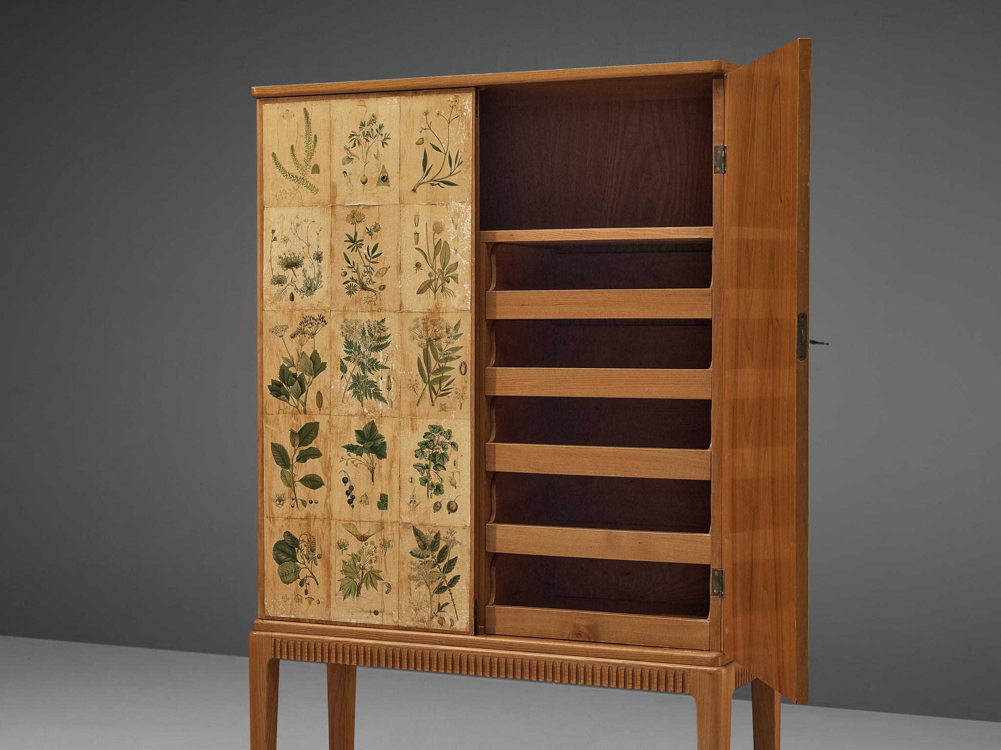 flora cabinet