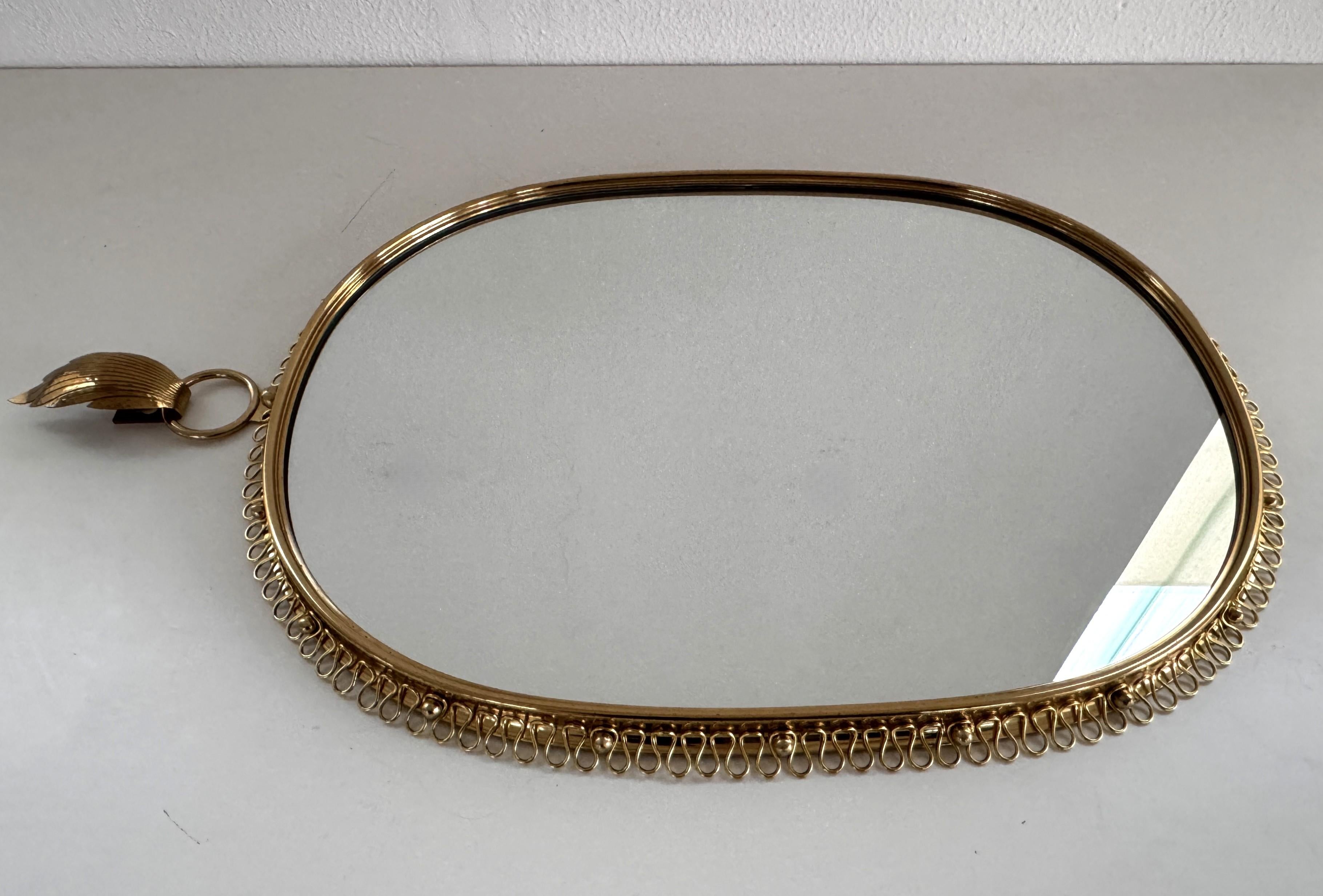 Josef Frank, grande specchio da parete di metà secolo in ottone per Svenskt Tenn, anni '60 in vendita 3