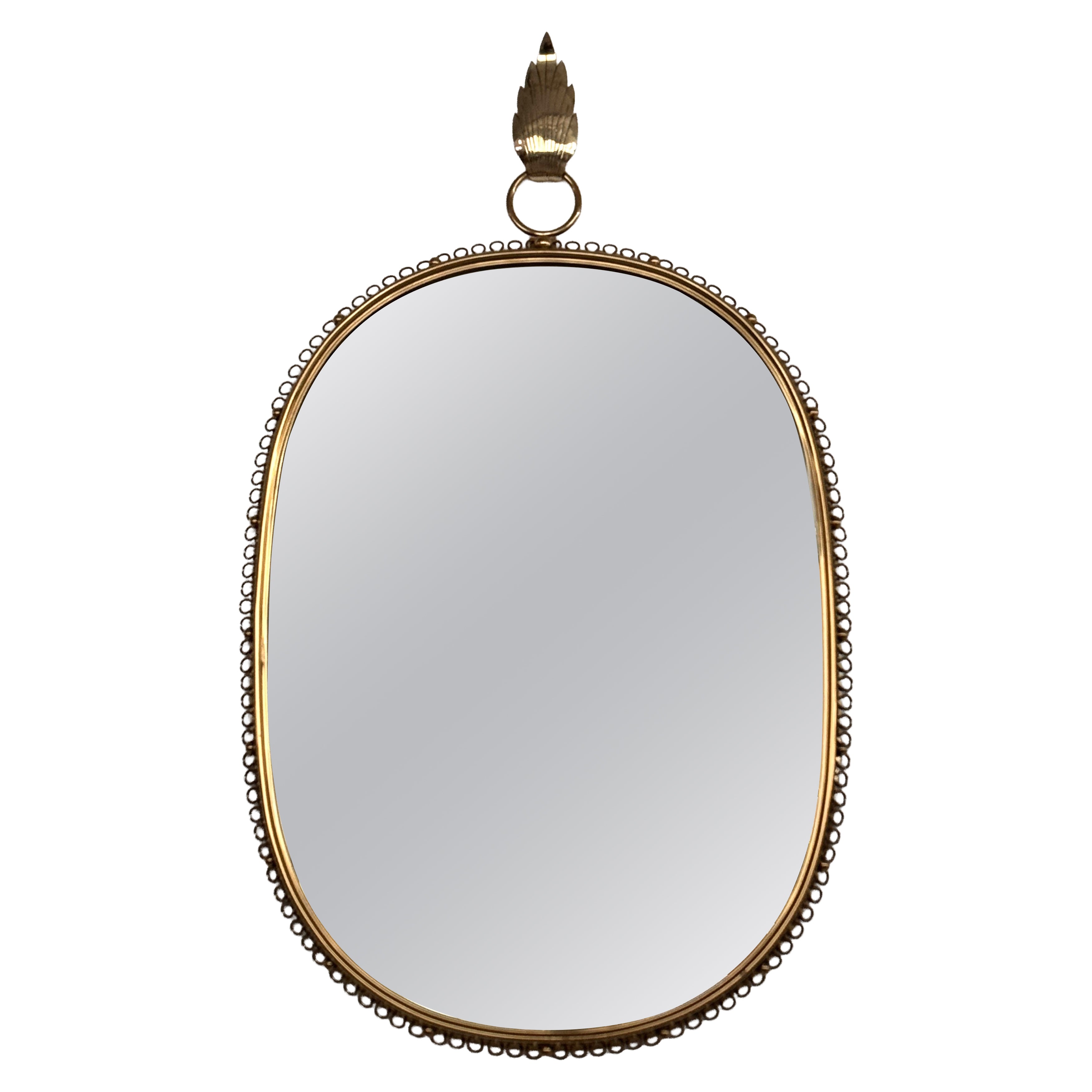 Espejo de pared grande de mediados de siglo Josef Frank en latón para Svenskt Tenn, años 60