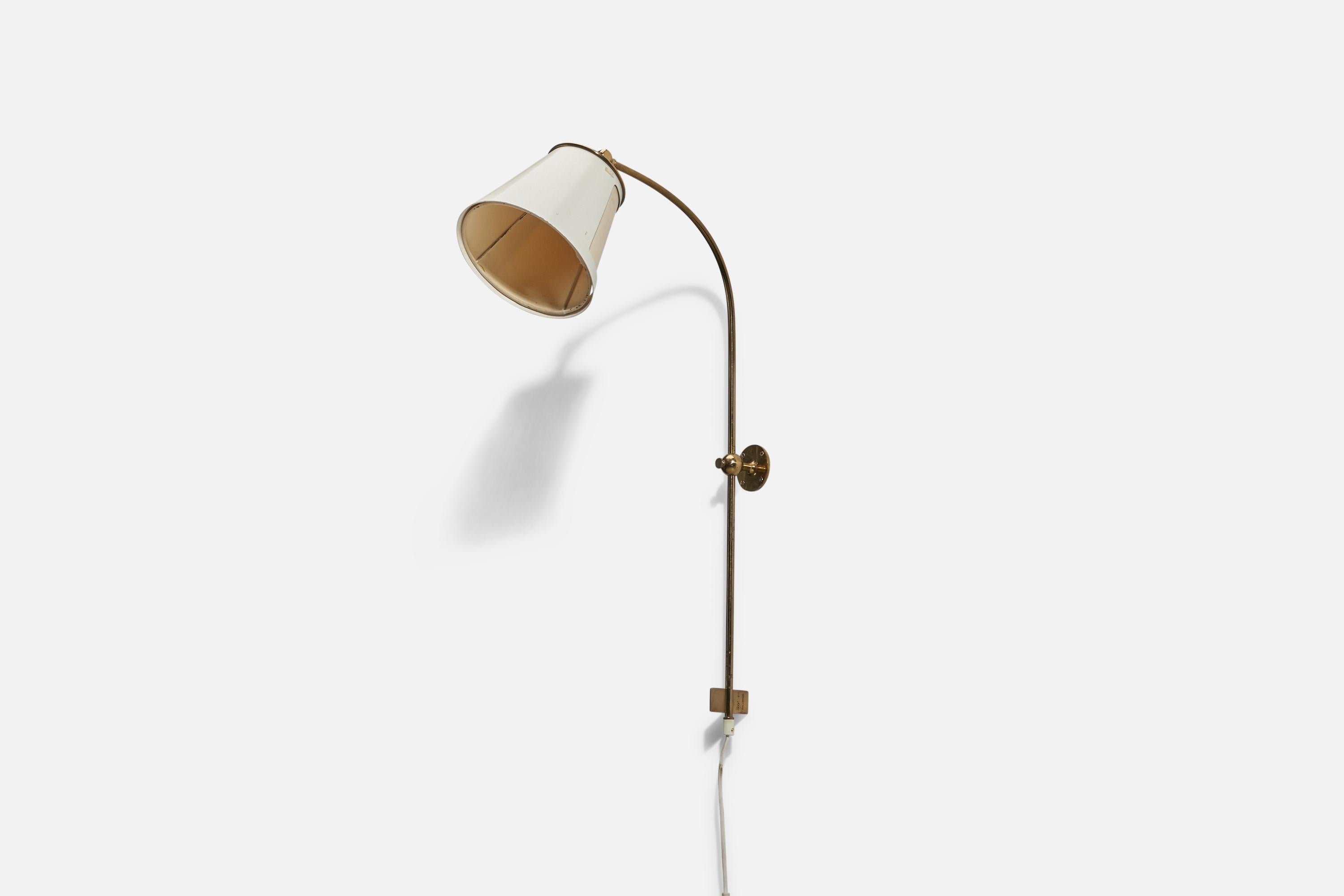 Scandinavian Modern Josef Frank, Sconce, Brass, Metal, White Paper, Svenskt Tenn, Sweden, 1940s For Sale