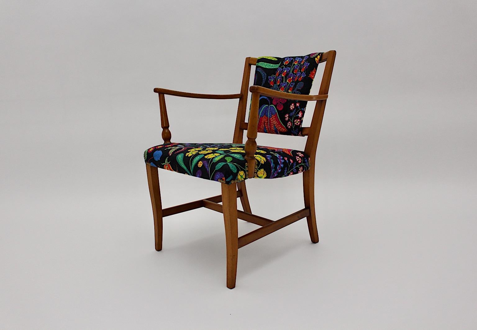 Josef Frank Side Chair Easy Chair Model 2067 for Svenskt Tenn circa 1948 Sweden For Sale 5