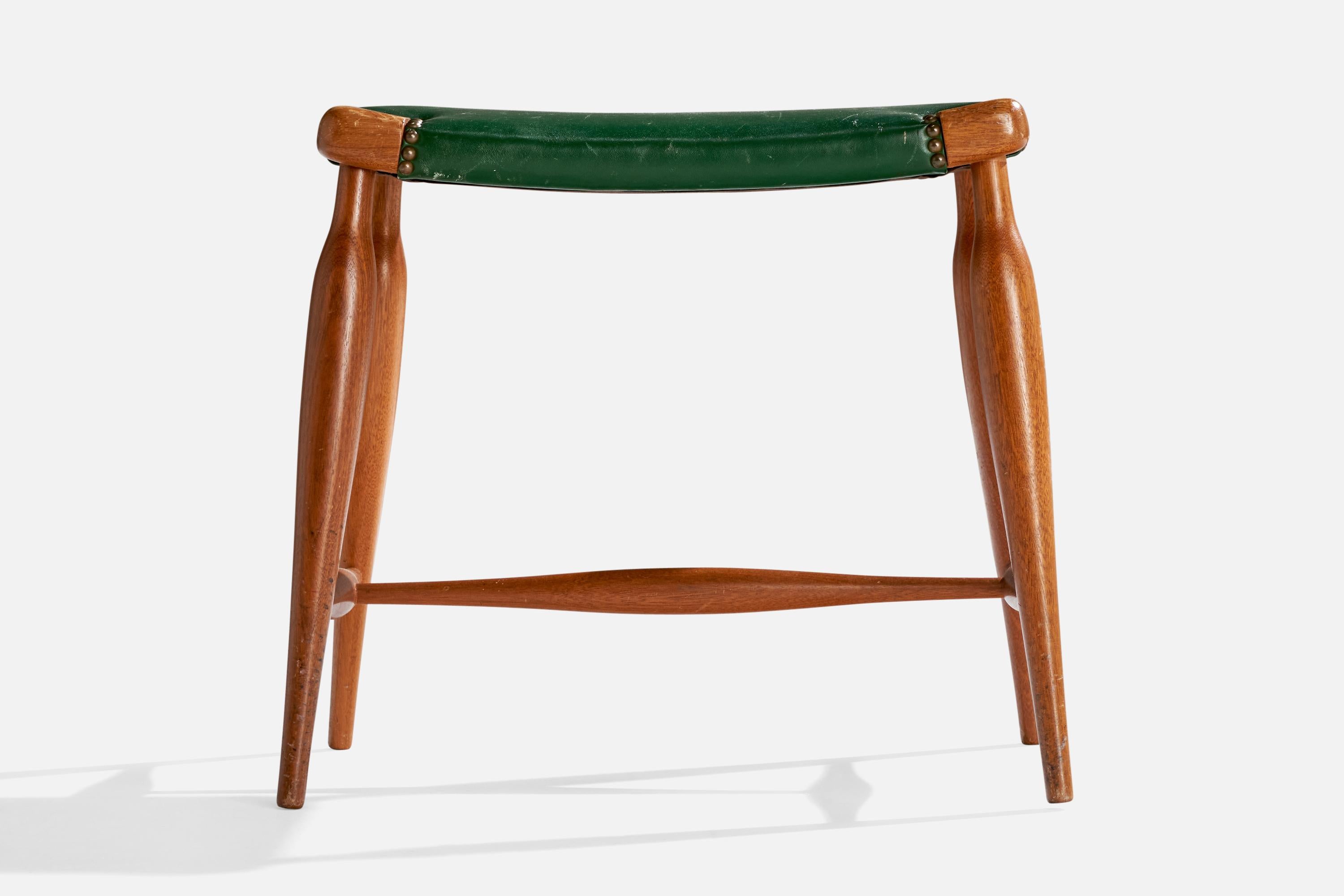 Suédois Josef Frank, tabouret, acajou, laiton, cuir, Suède, années 1950 en vente