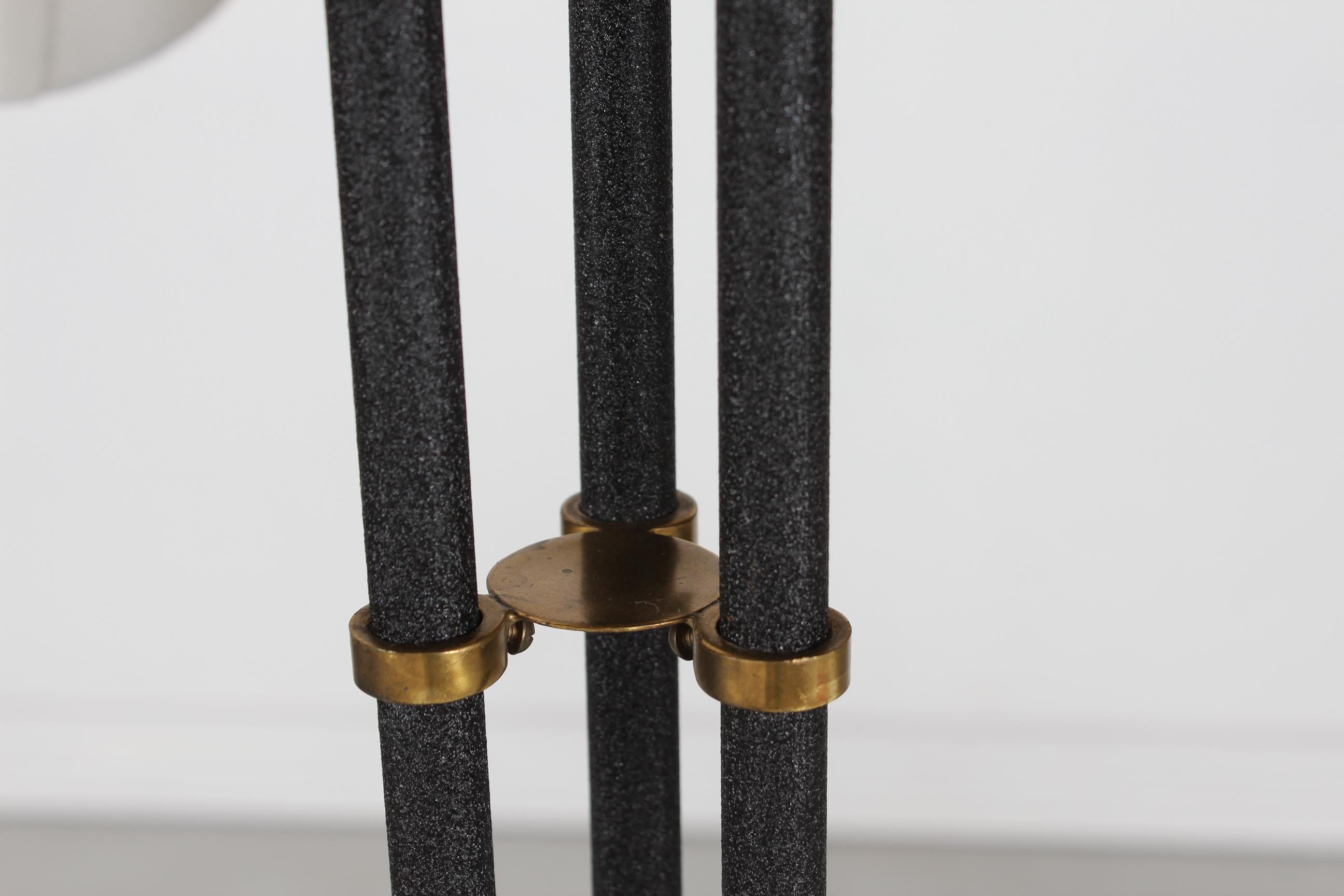 Josef Frank Style 3-Armed Floor Lamp of Brass and Black Lacquered Metal 1950s In Good Condition For Sale In Aarhus C, DK
