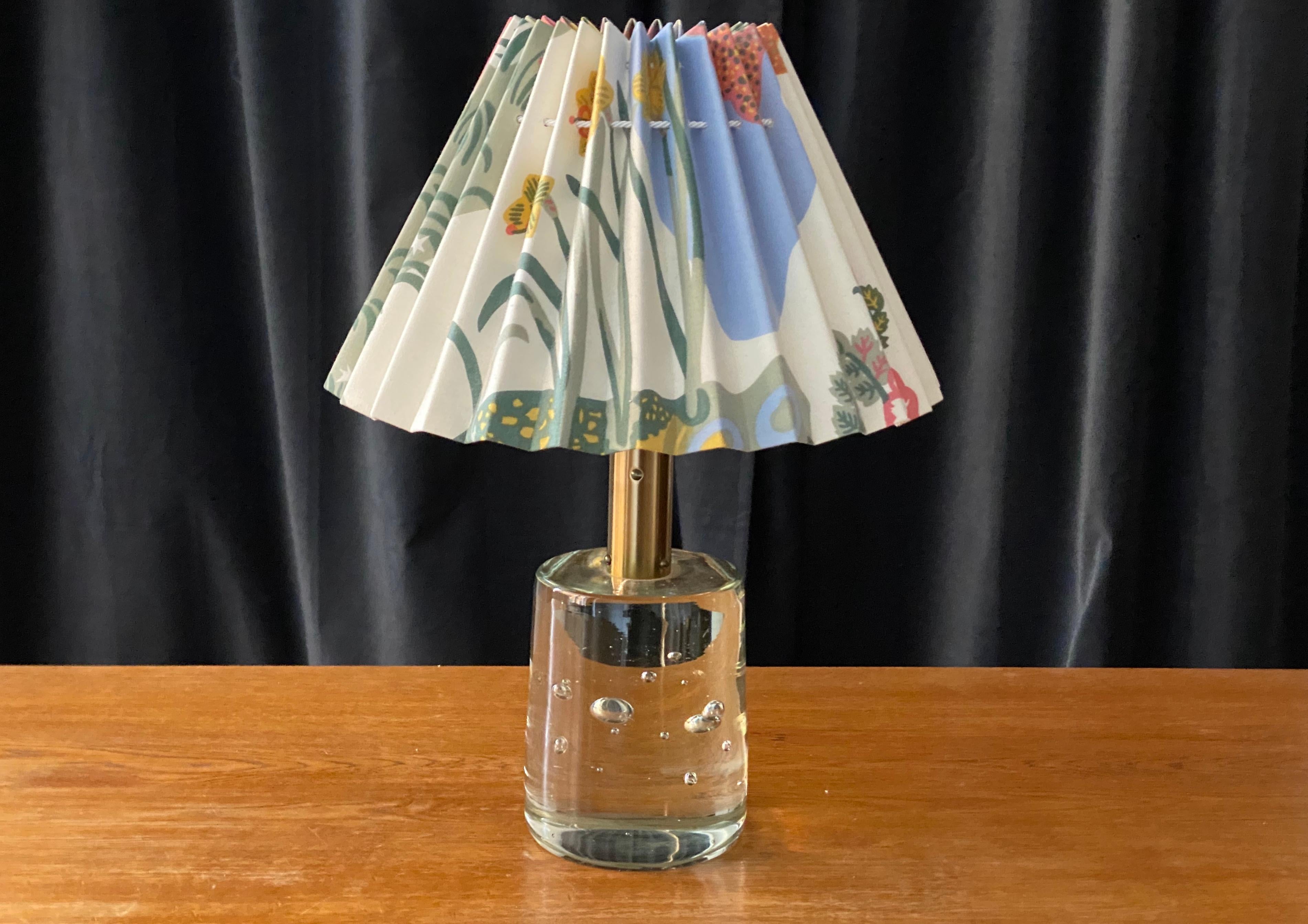 Josef Frank, table lamp, blown glass, brass, fabric Svenskt Tenn, Sweden, 1960s 3