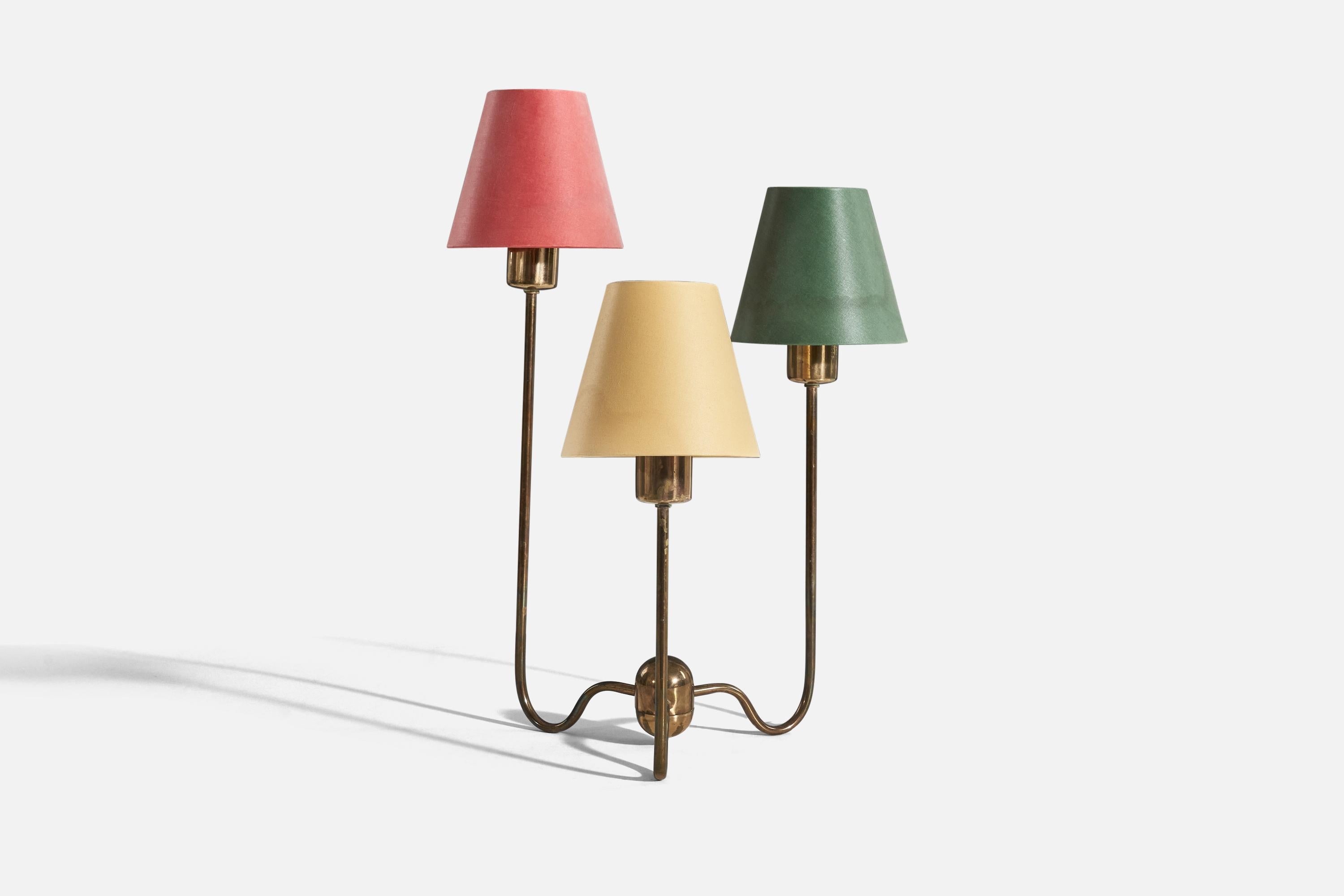 Josef Frank, Table Lamp Model 2468, Brass, Cotton, Svenskt Tenn, Sweden, 1950s In Good Condition In High Point, NC