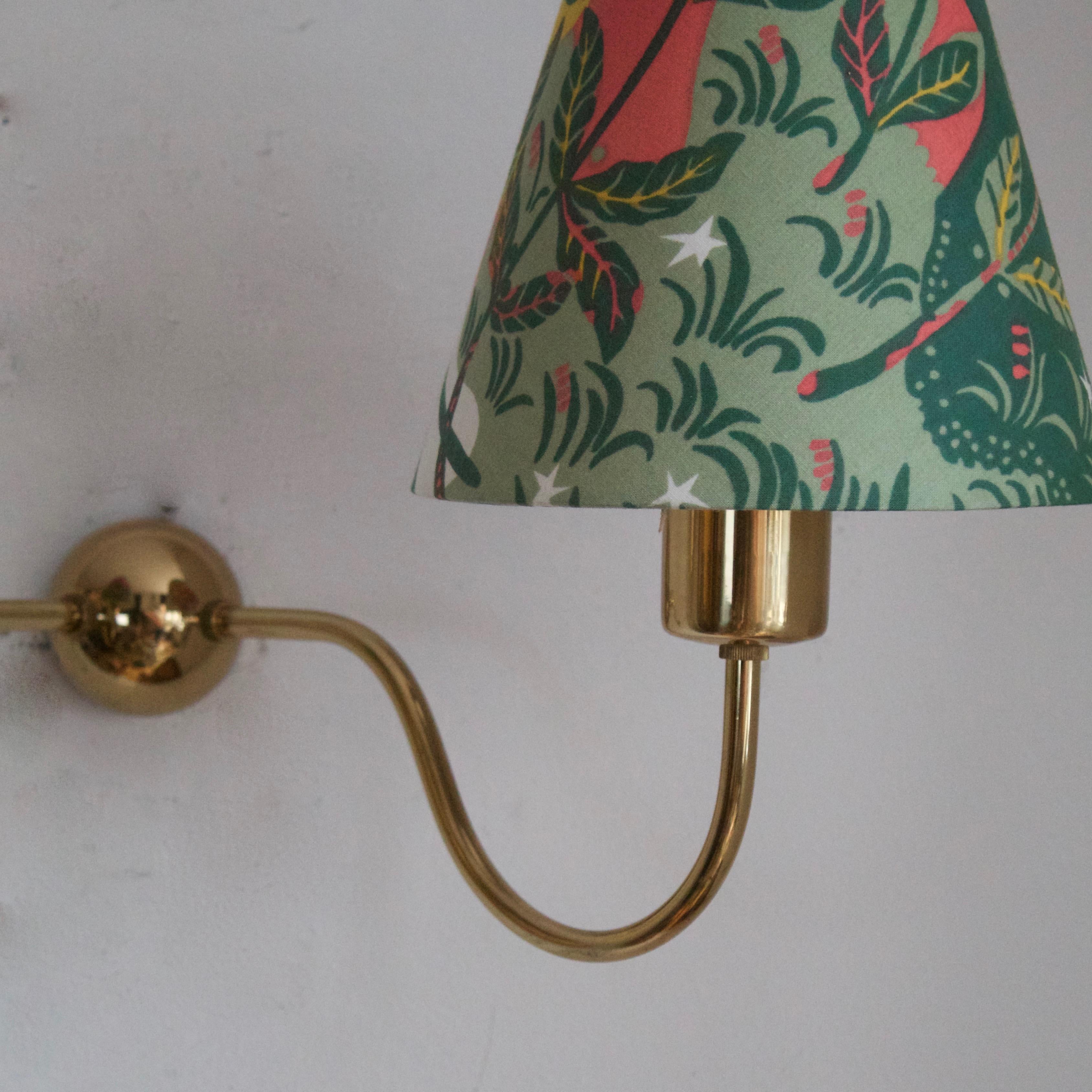 Josef Frank, Two-Armed Wall Light, Brass, Fabric, Svenskt Tenn, Sweden In Good Condition In High Point, NC