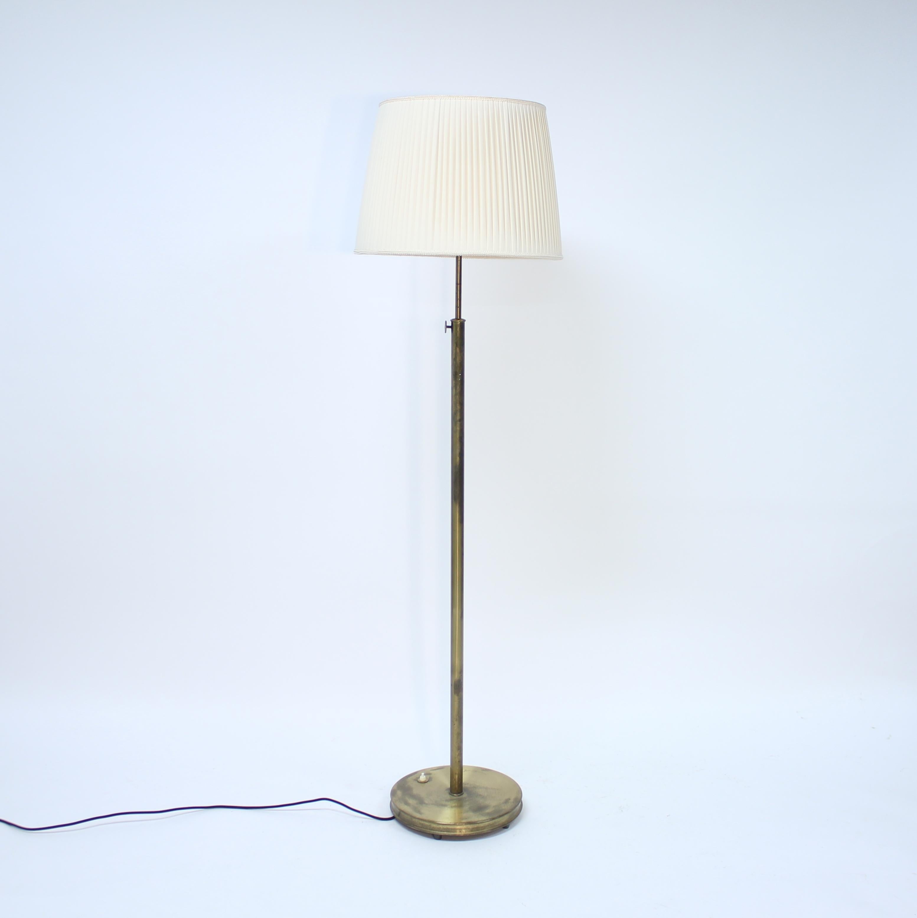 Scandinave moderne Josef Frank, lampadaire très ancien modèle 2148 pour Svenskt Tenn, 1934 en vente