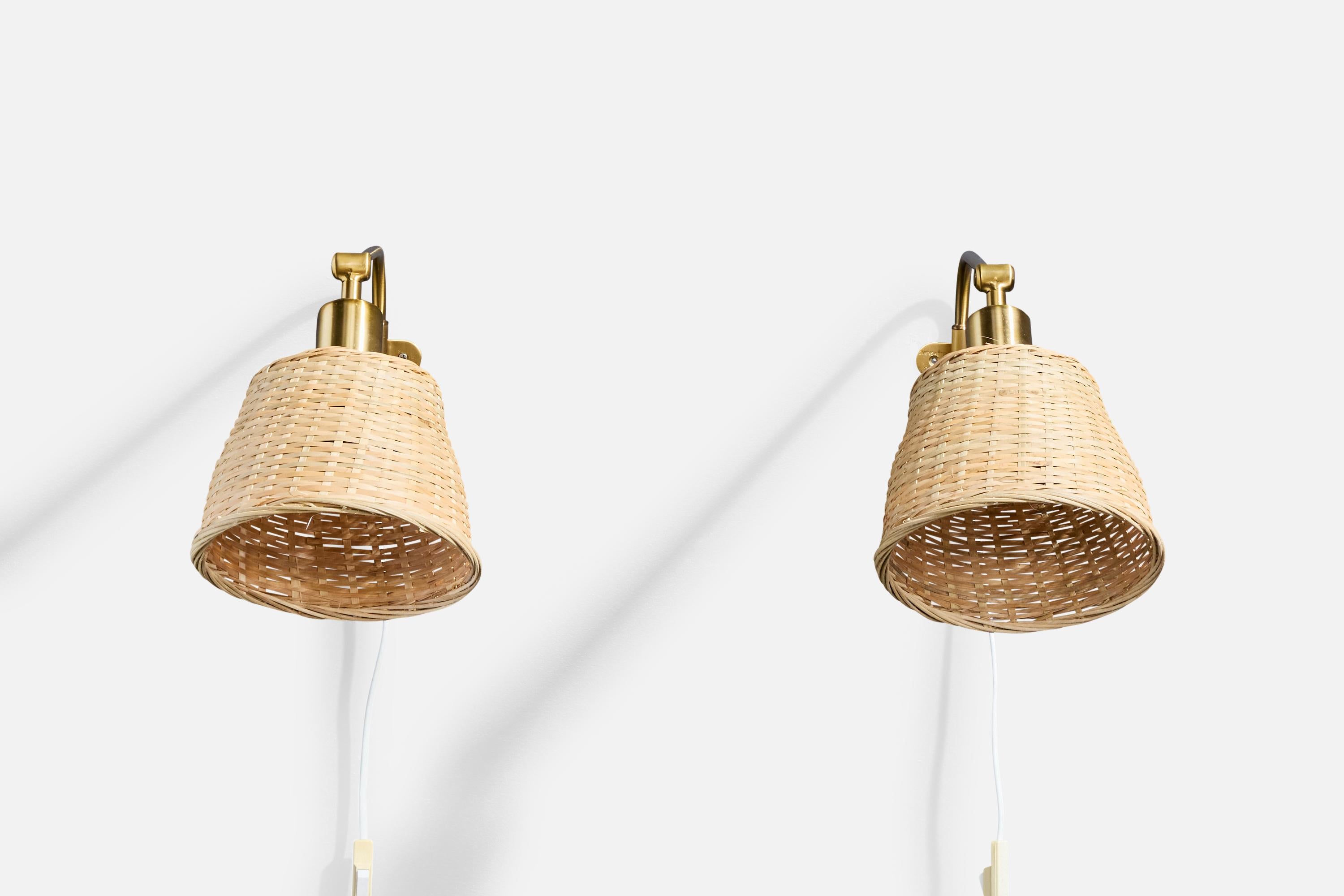 Josef Frank, Apliques, latón, ratán, Suecia, años 80 Sueco en venta