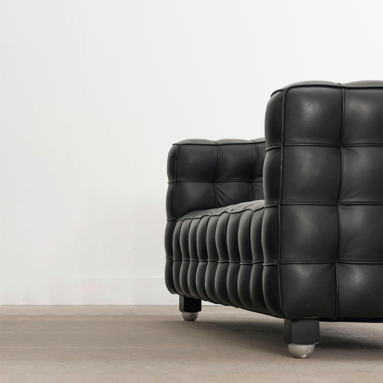 Josef Hoffman zugeschriebenes schwarzes Leder-Sofa-Set im Angebot 6