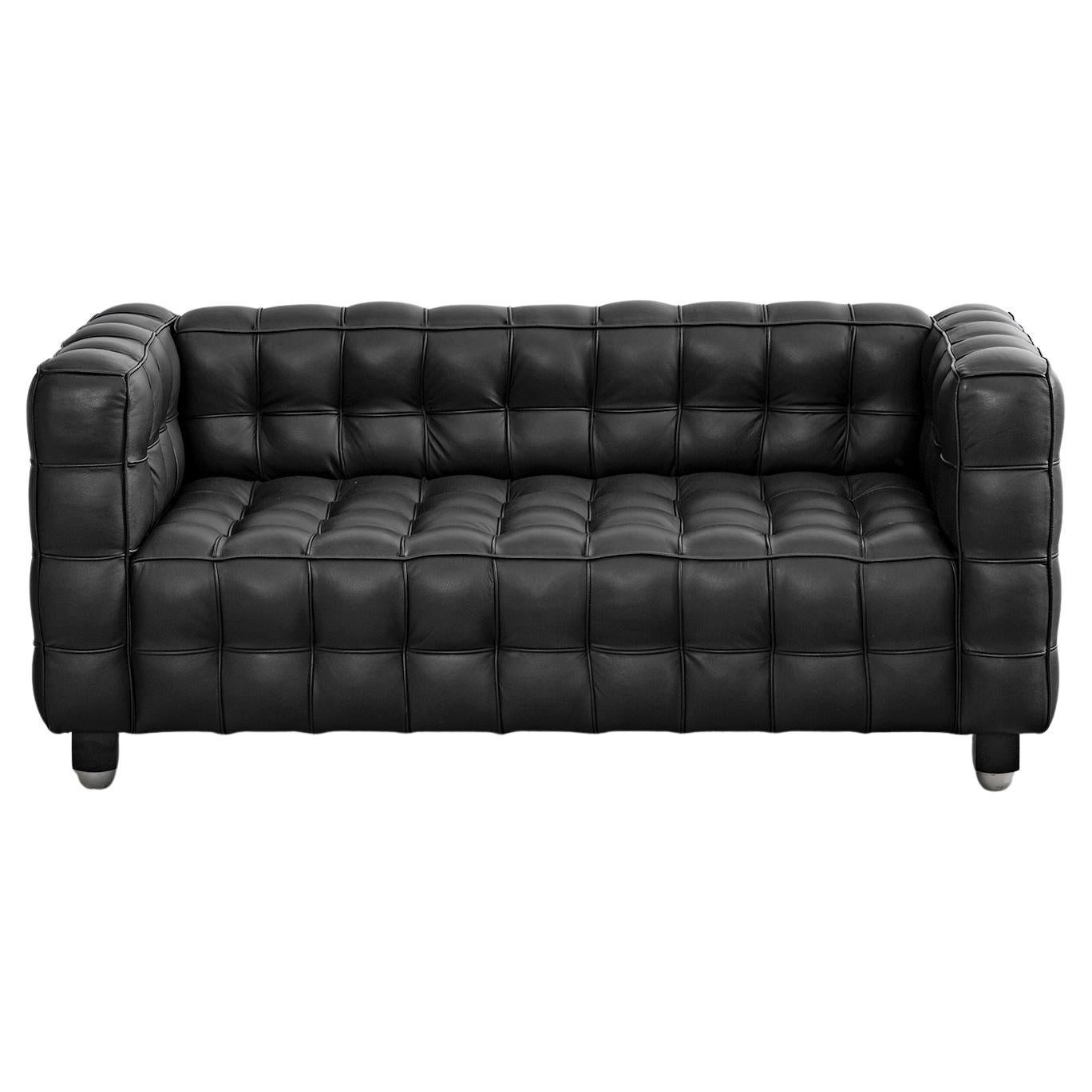 Josef Hoffman zugeschriebenes schwarzes Leder-Sofa-Set im Angebot