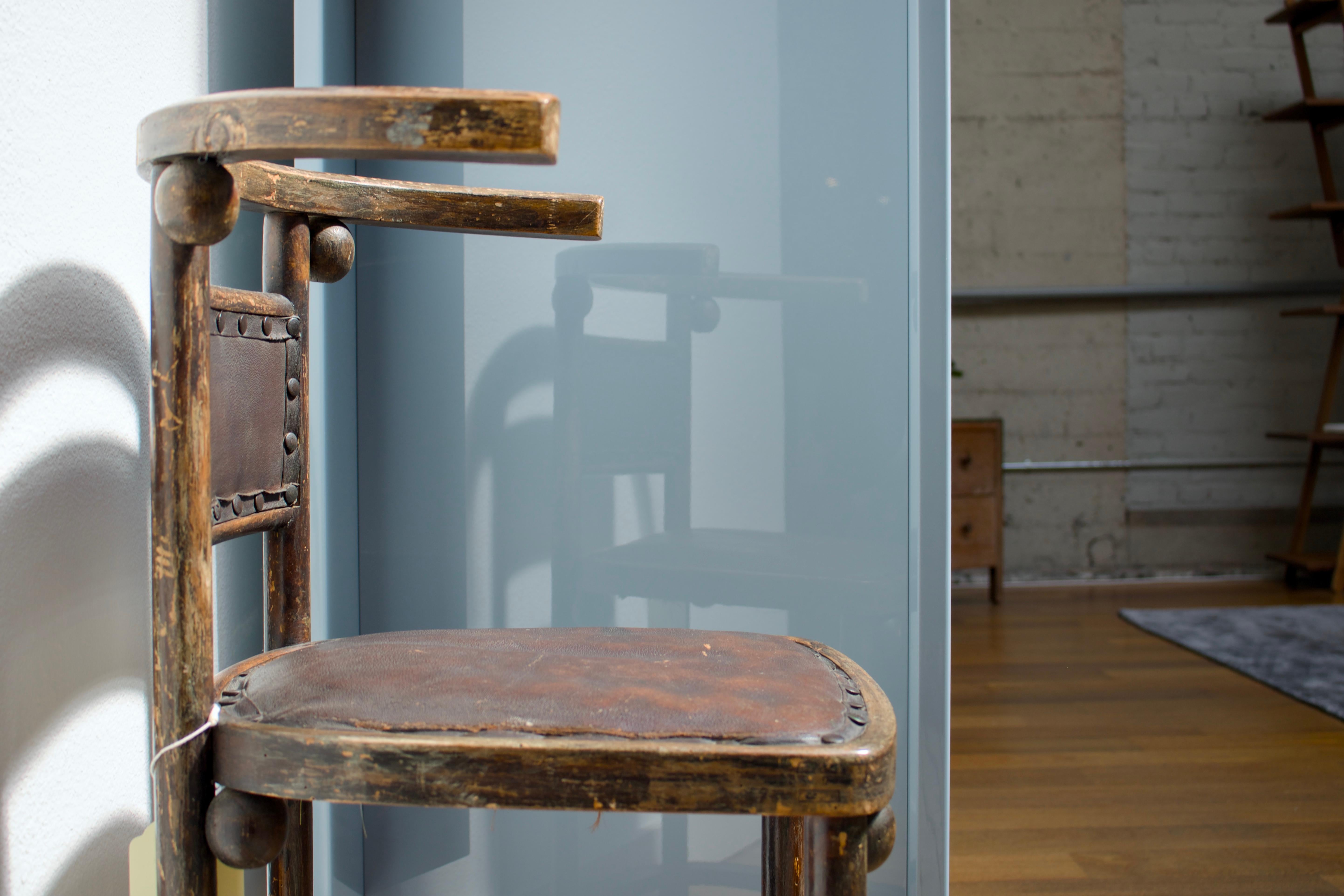 Vienna Secession Josef Hoffman “Fledermaus” wood and brown leather armchair For Sale