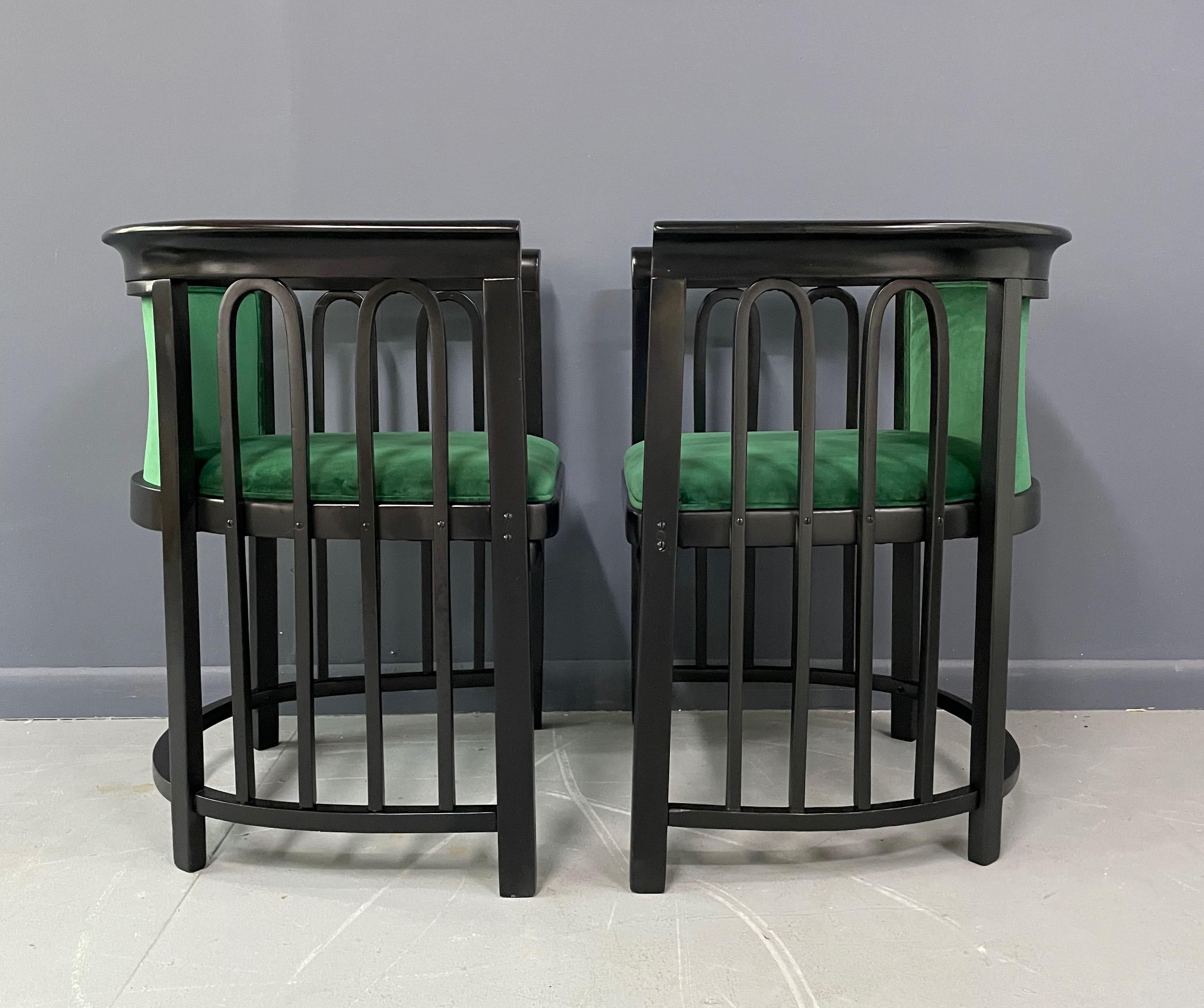 European Josef Hoffman Pair of Secessionist Bentwood Barrel Back Arm Chairs for J&J Kohn For Sale
