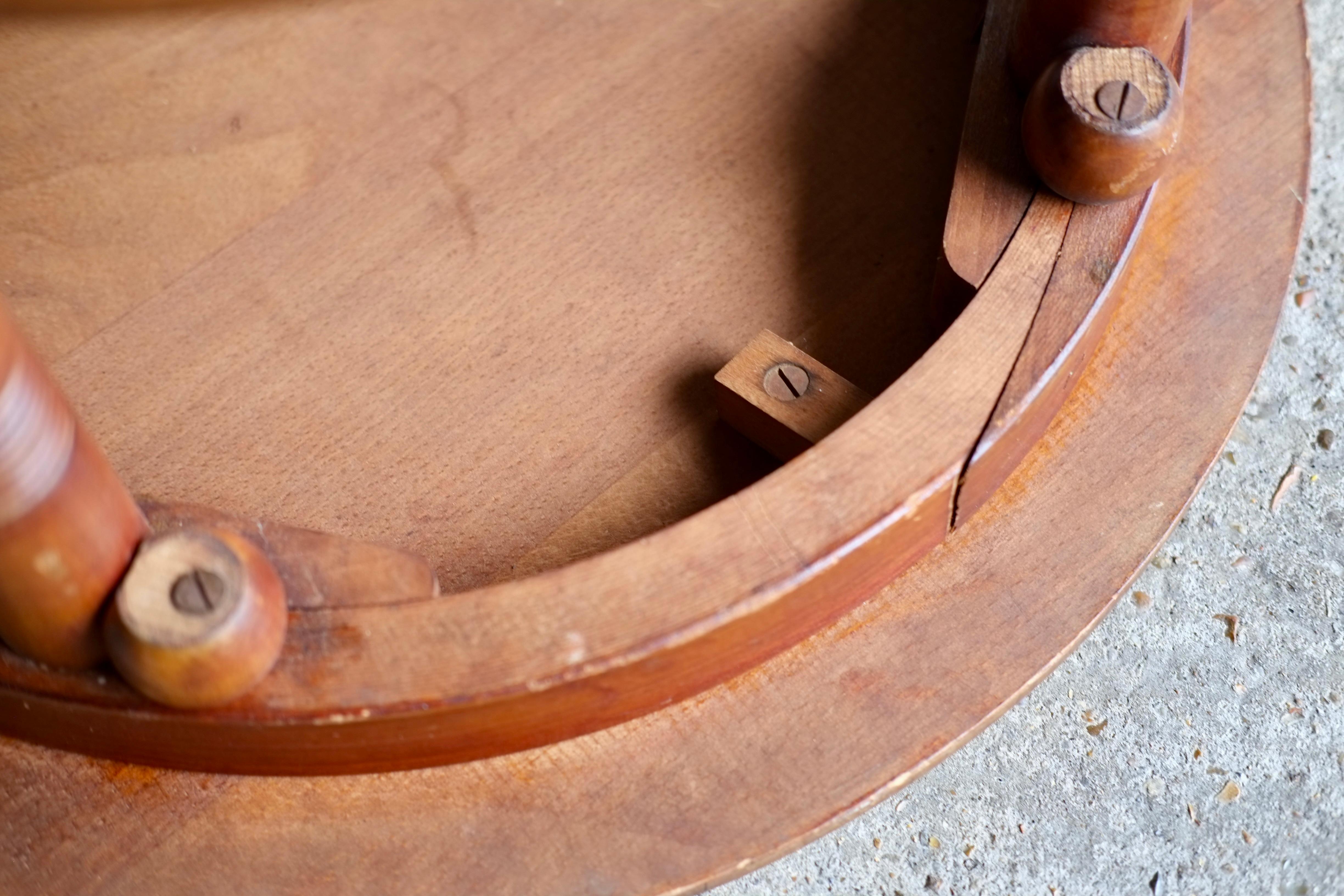 Josef Hoffmann (1870 - 1956) mahogany side tables for Jacob & Josef Kohn, Vienna, circa 1905.

Some staining and marks to the tops, curvature to the legs and light movement to the joints. Woodworm holes which have been treated for precaution. 

