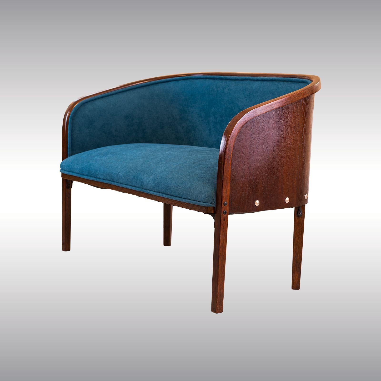 Josef Hoffmann 795 Barrel Ensemble , by J. & J. Kohn For Sale 2