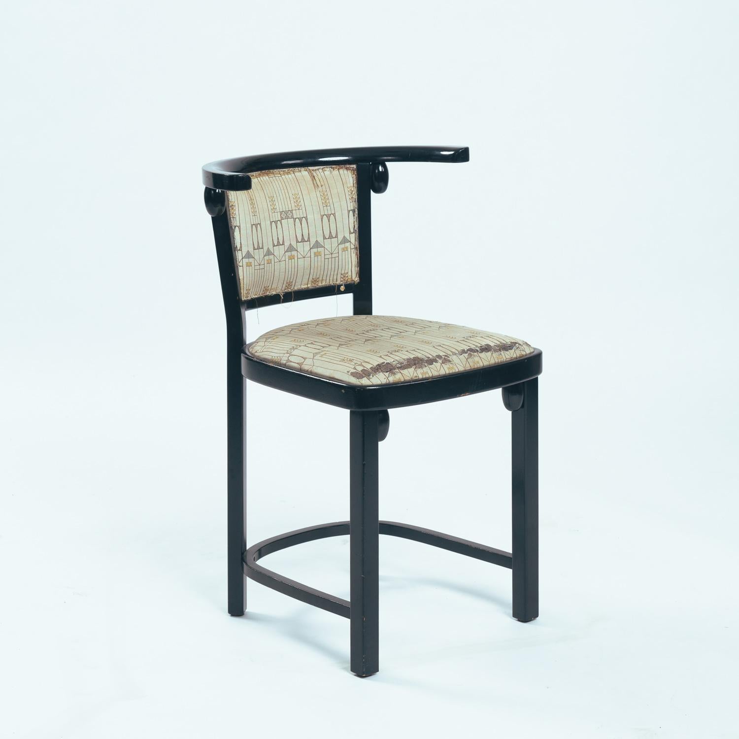 Josef Hoffmann Jugendstil Fledermausstuhl von Thonet, 2er Set (Art nouveau) im Angebot