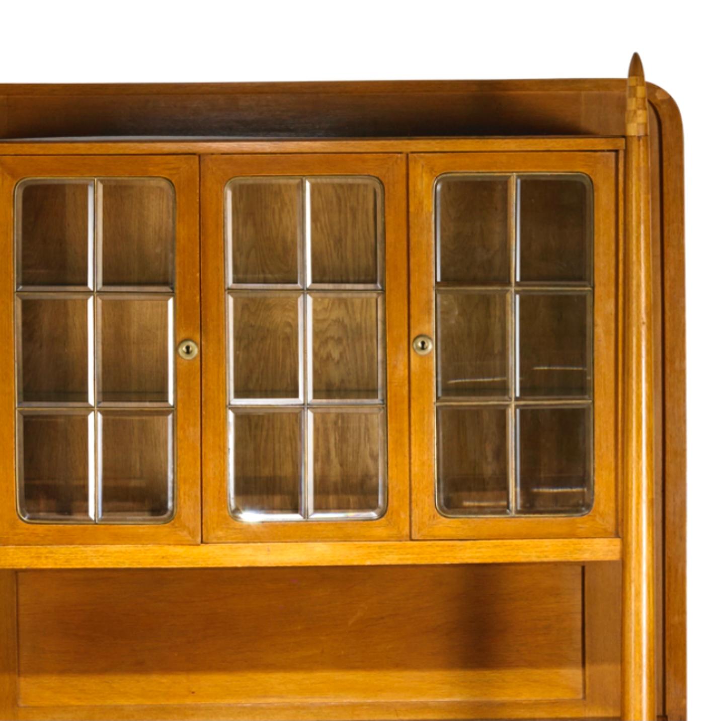 Vienna Secession Art Deco Vitrine Cabinet, Beech, Jacob & Josef Kohn Vienna, Austria, 1906