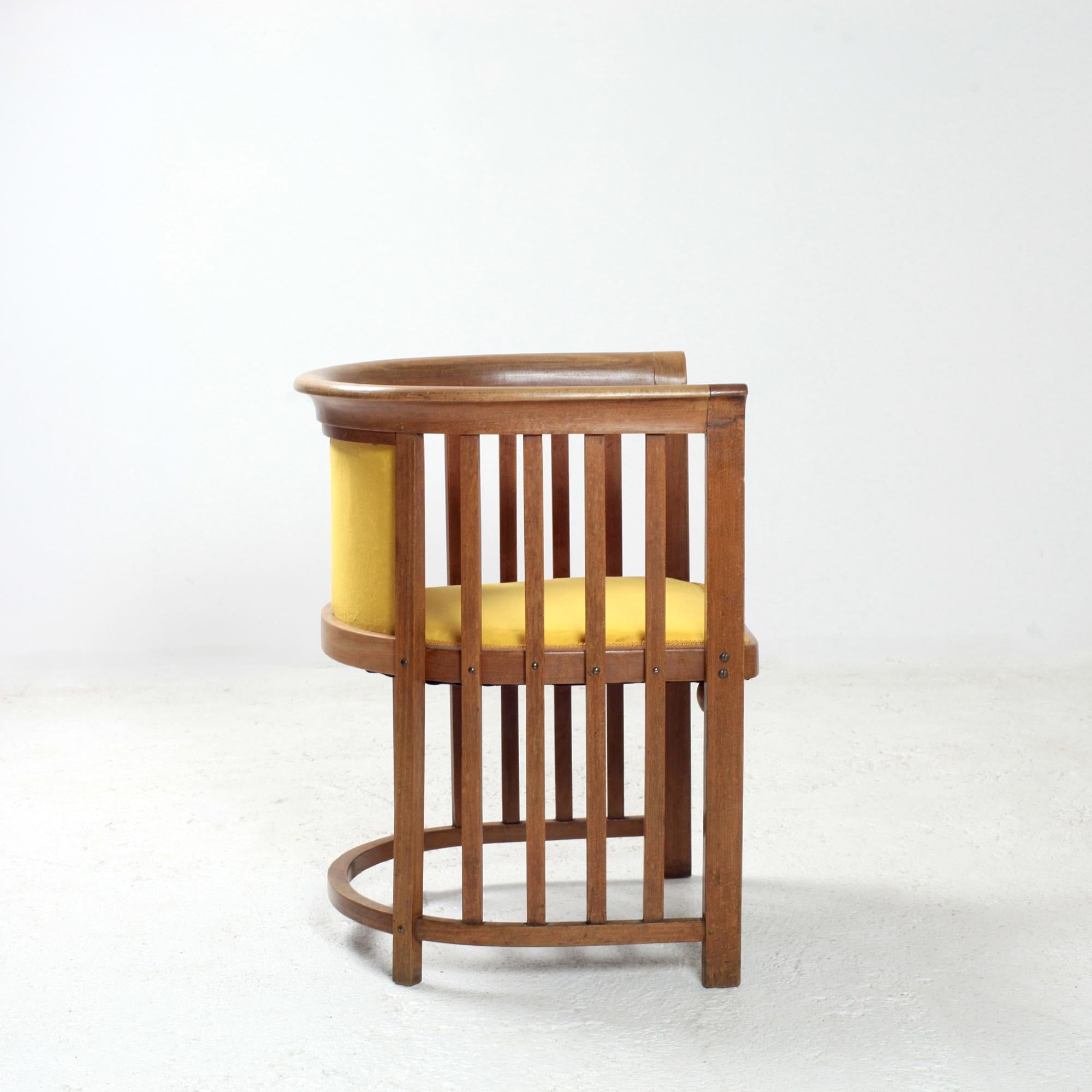 Josef Hoffmann Bentwood Armchair for Jacob and Josef Kohn, Vienna circa 1900 For Sale 6