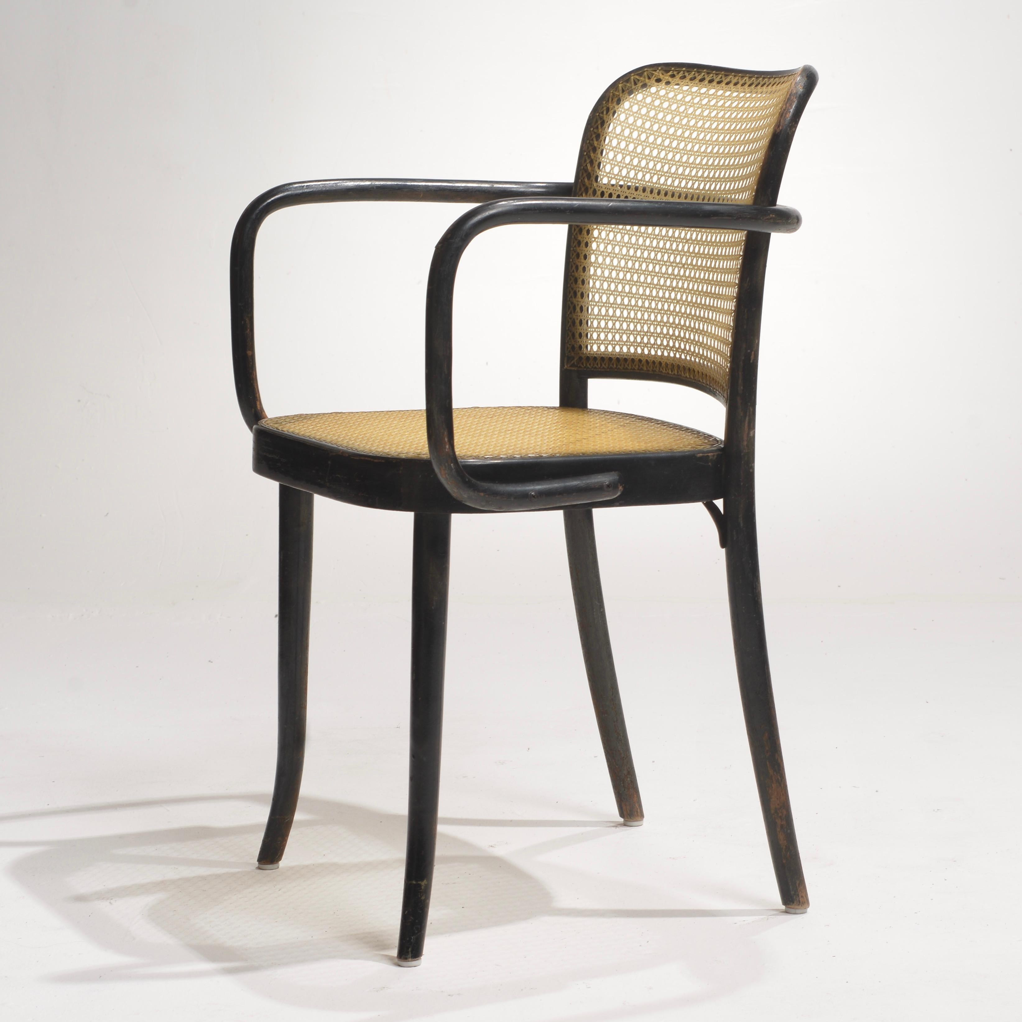 Mid-20th Century Josef Hoffmann Bentwood Beech Prague Model 811 Chairs in Black and Leather Weave For Sale