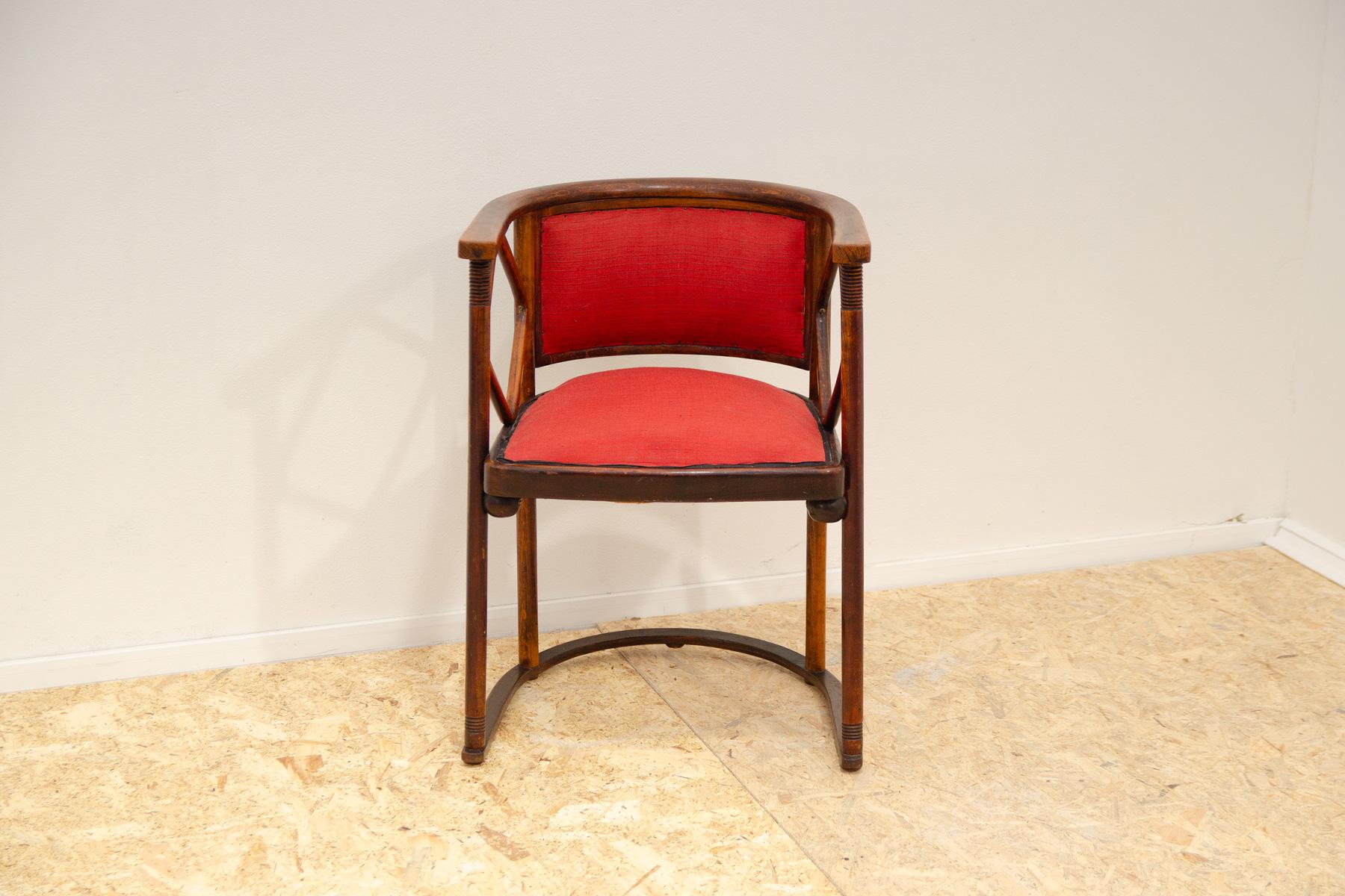 Vienna Secession Josef Hoffmann bentwood chair from the Fledermaus cabaret, 1905 For Sale
