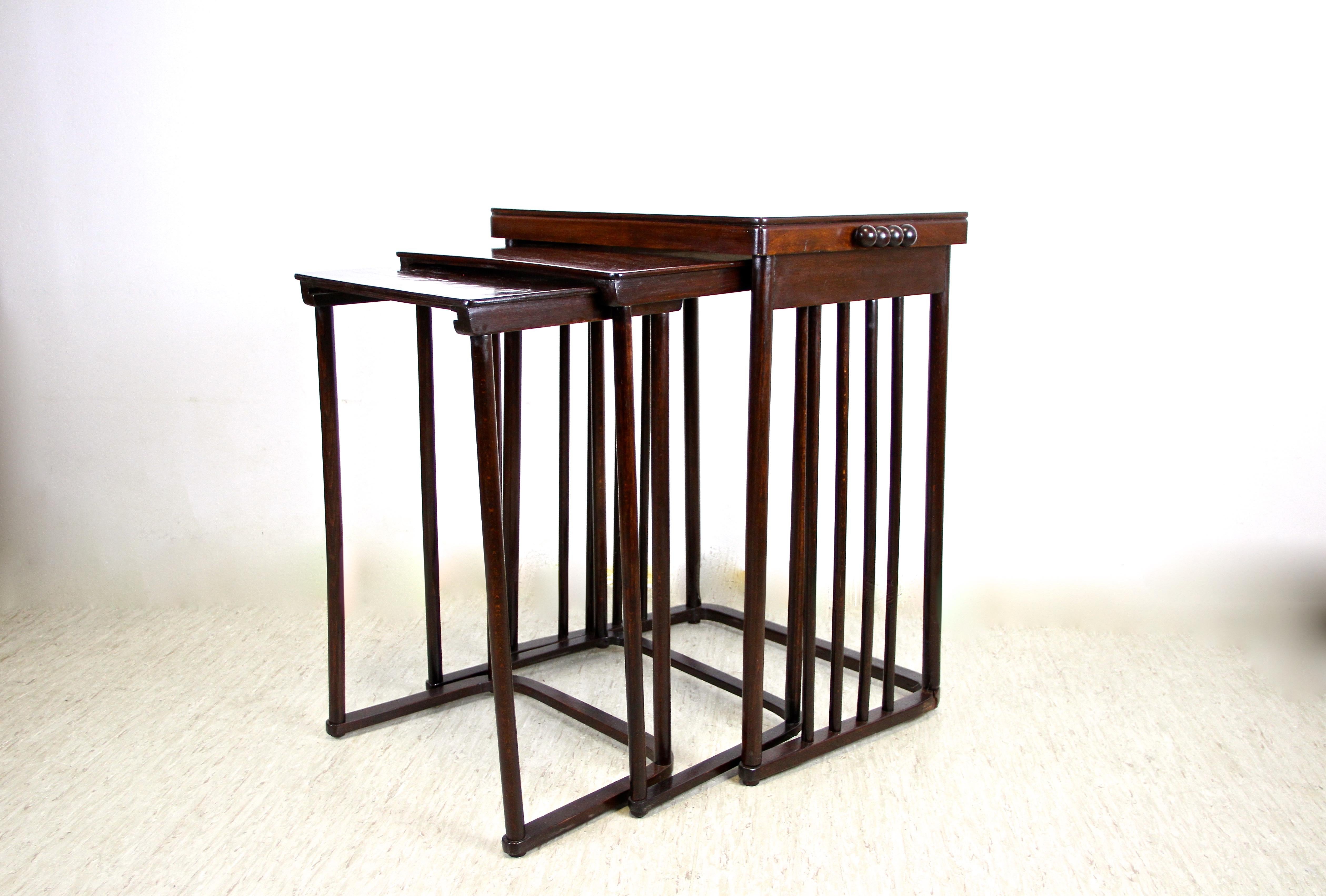 Josef Hoffmann Bentwood Nesting Table Mod. 986 by J & J Kohn, Austria, 1905 7