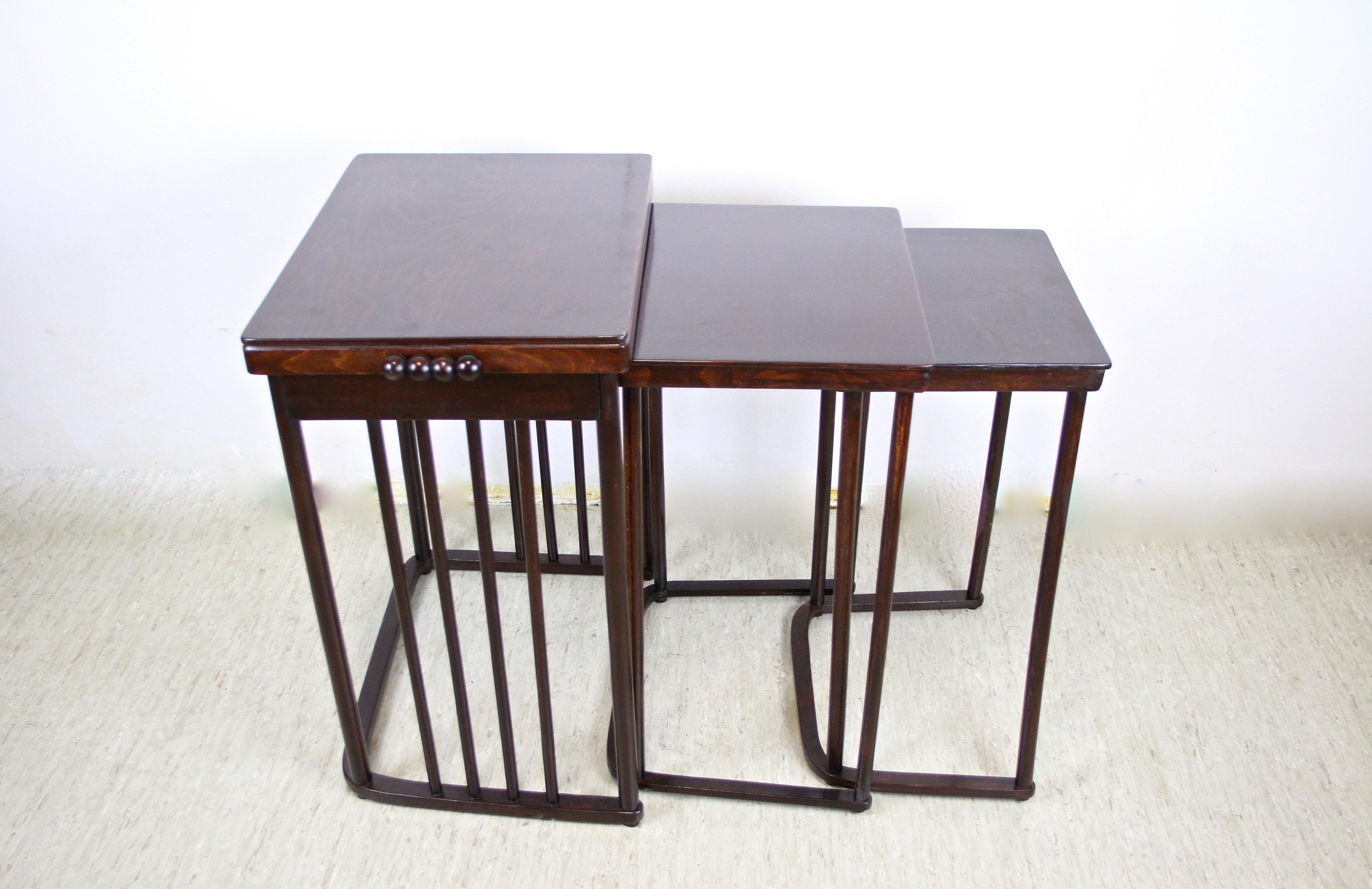 Josef Hoffmann Bentwood Nesting Table Mod. 986 by J & J Kohn, Austria, 1905 2