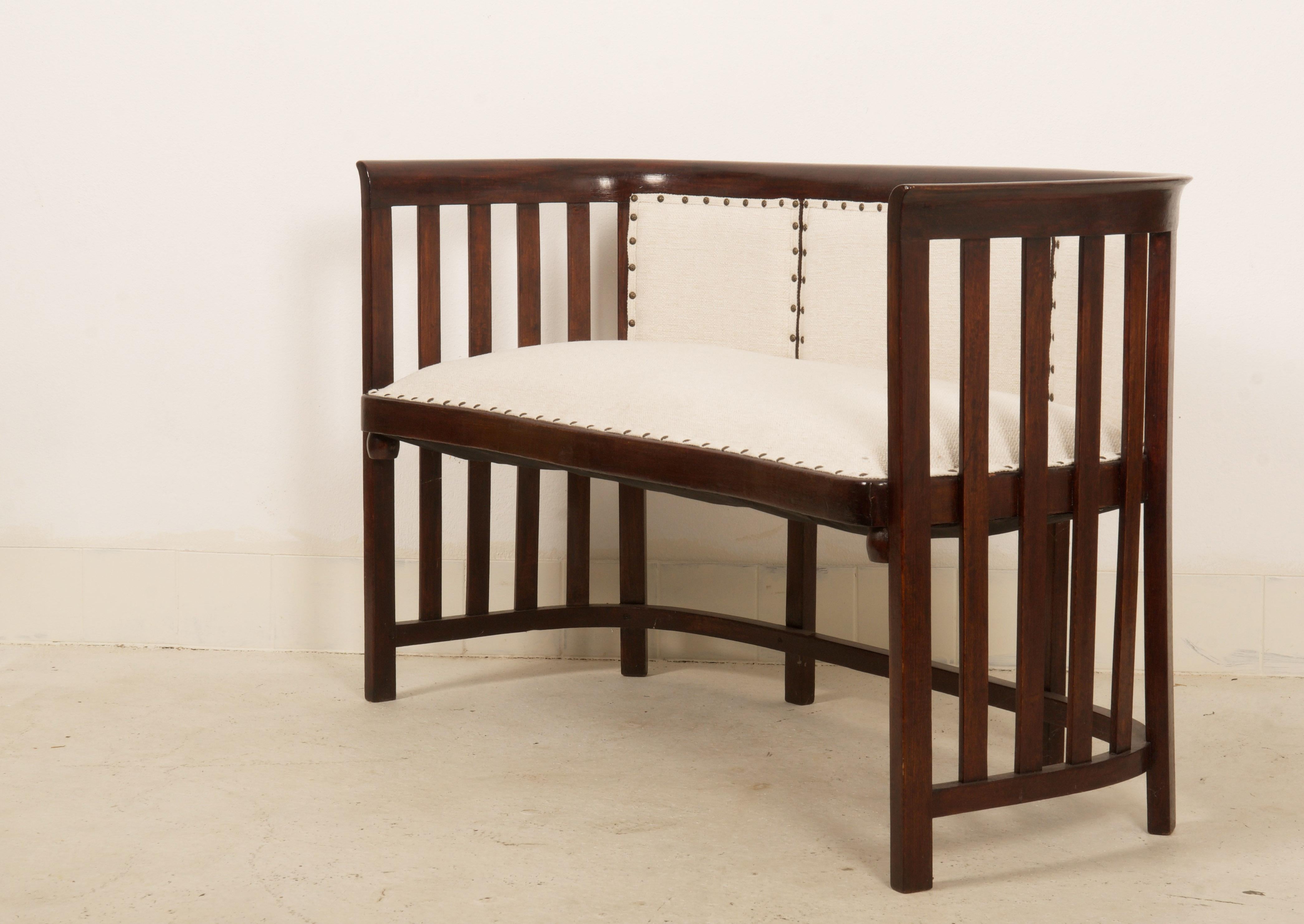Early 20th Century Josef Hoffmann Bentwood Settee For Sale