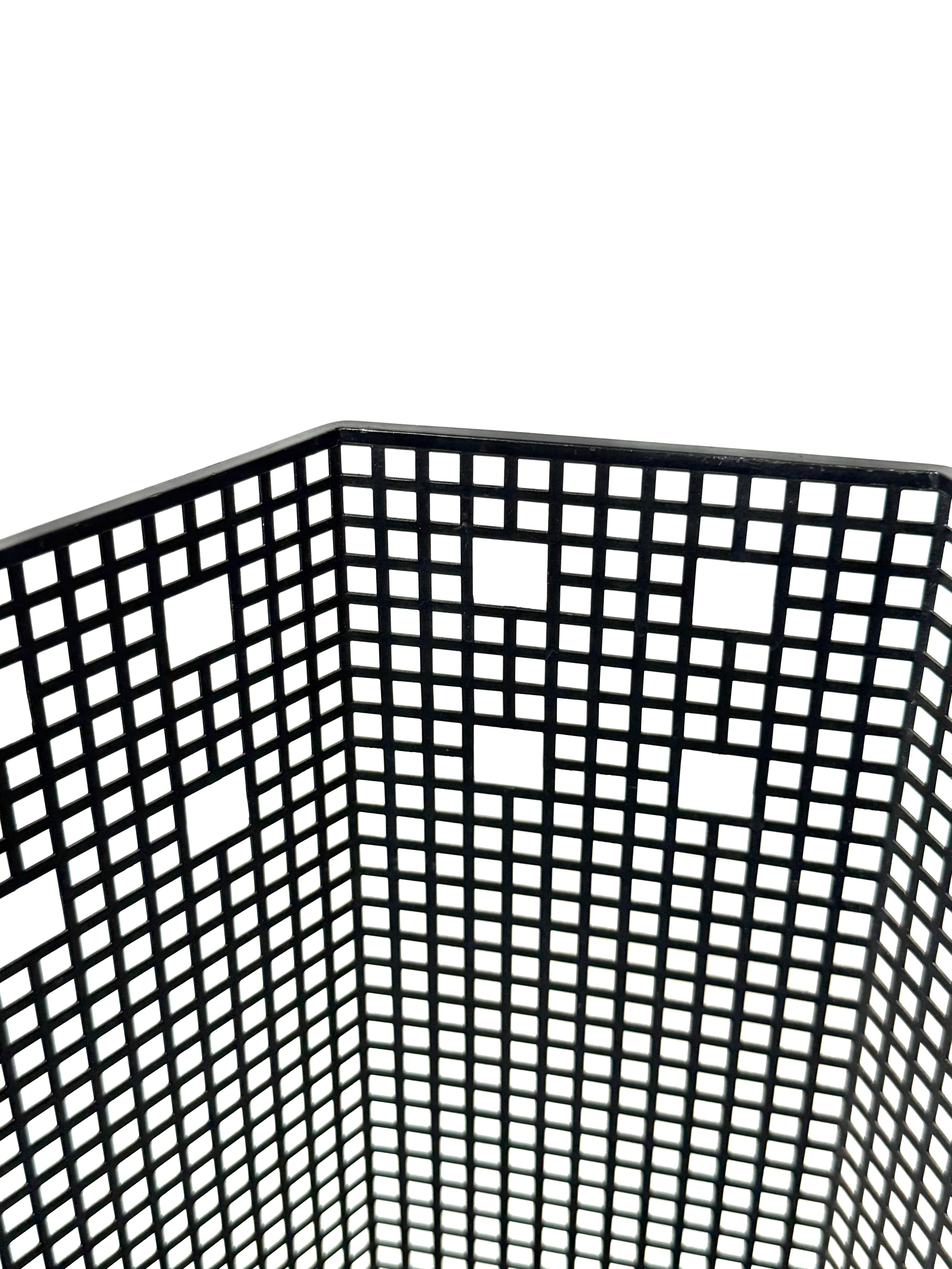 20th Century Josef Hoffmann Black Gitterwerk Waste Basket or Umbrella Stand for Bieffeplast For Sale
