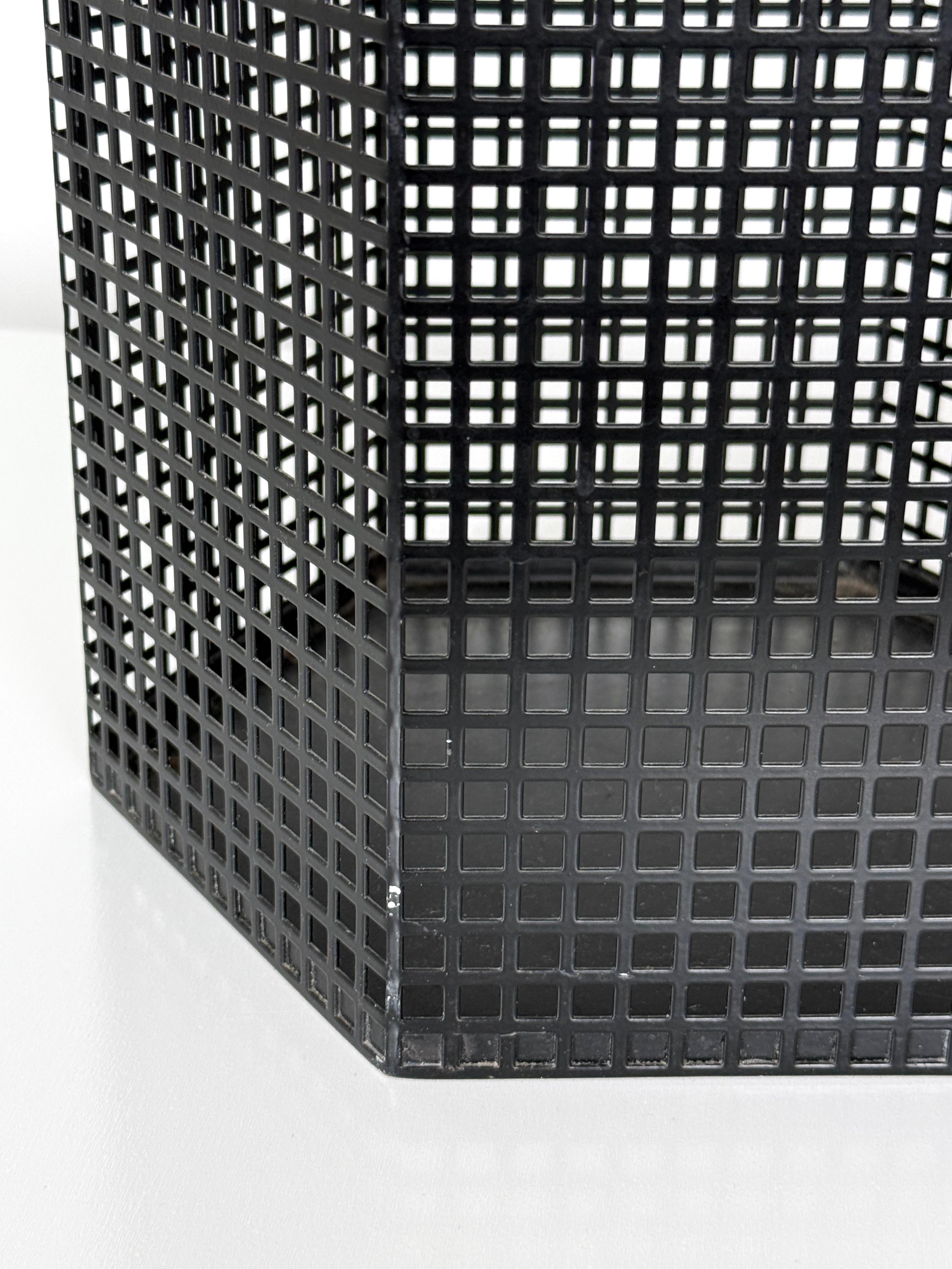 Josef Hoffmann Black Gitterwerk Waste Basket or Umbrella Stand for Bieffeplast For Sale 2