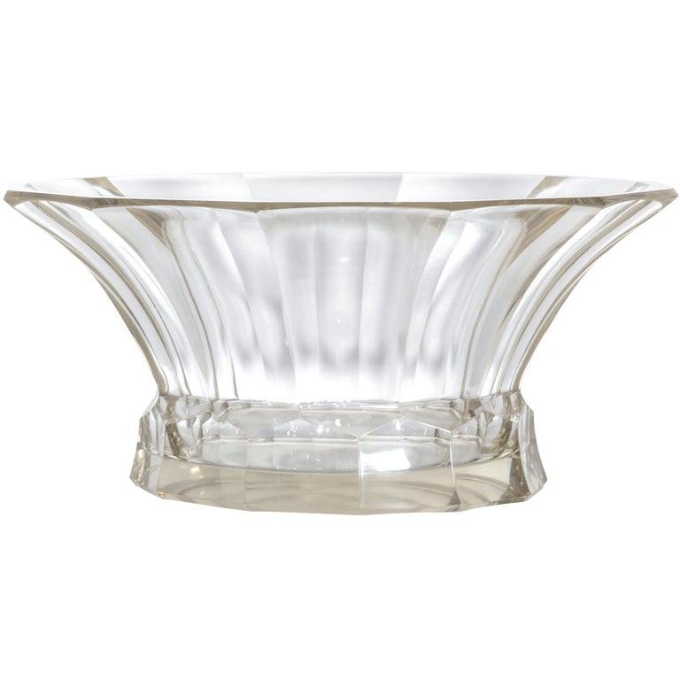Josef Hoffmann cut and ground clear crystal bowl / vase made by Ludwig Moser & Söhne, Karlsbad for Wiener Werkstätte circa 1915 - 1920. Stamp signature to underside: [MOSER KARLSBAD WW CZECHOSLOVAKIA].  (Base Diameter: 5