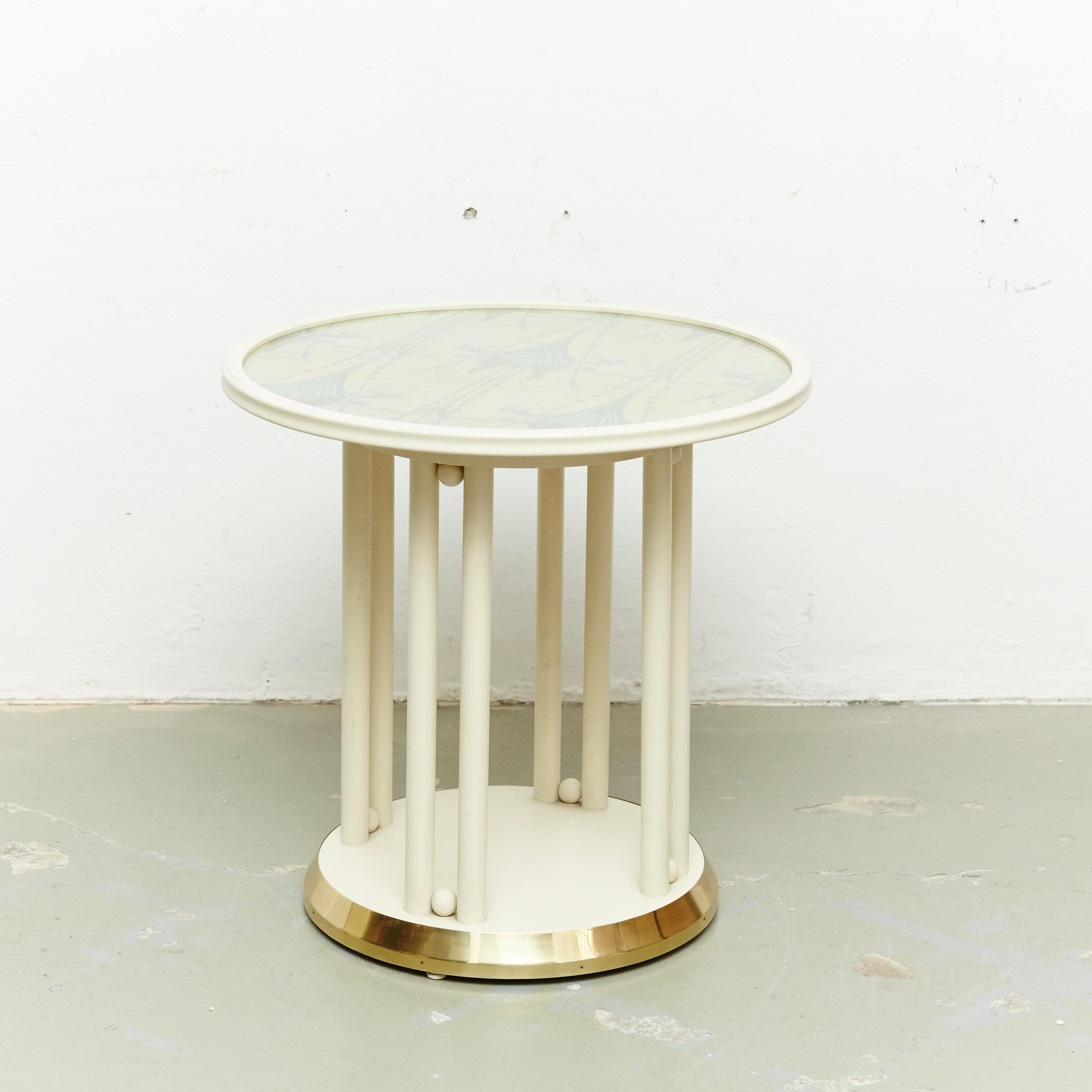 Table designed by Josef Hoffmann, circa 1905 for Cabaret Fledermaus in Viena.
Manufactured by Wittmann (Austria), circa 1960.
Lacquered wood and original upholstery.

With manufacturers label to the underside.

In original condition, with