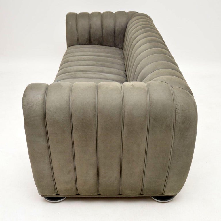Josef Hoffmann Club 1910 Sofa in Nubuck Leather by ...